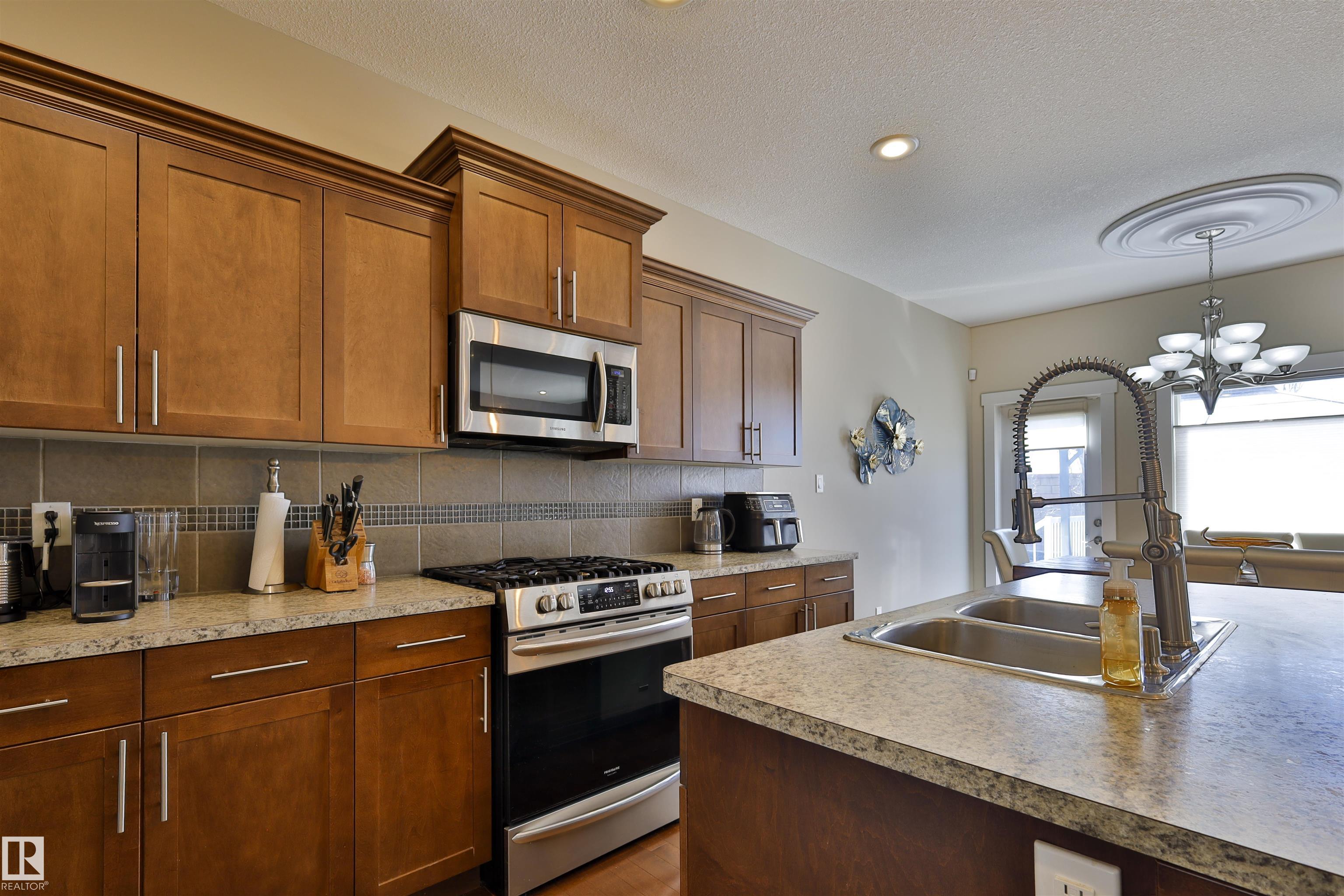 Photo 17 at 2225 Cameron Ravine Court NW, Cameron Heights, Edmonton