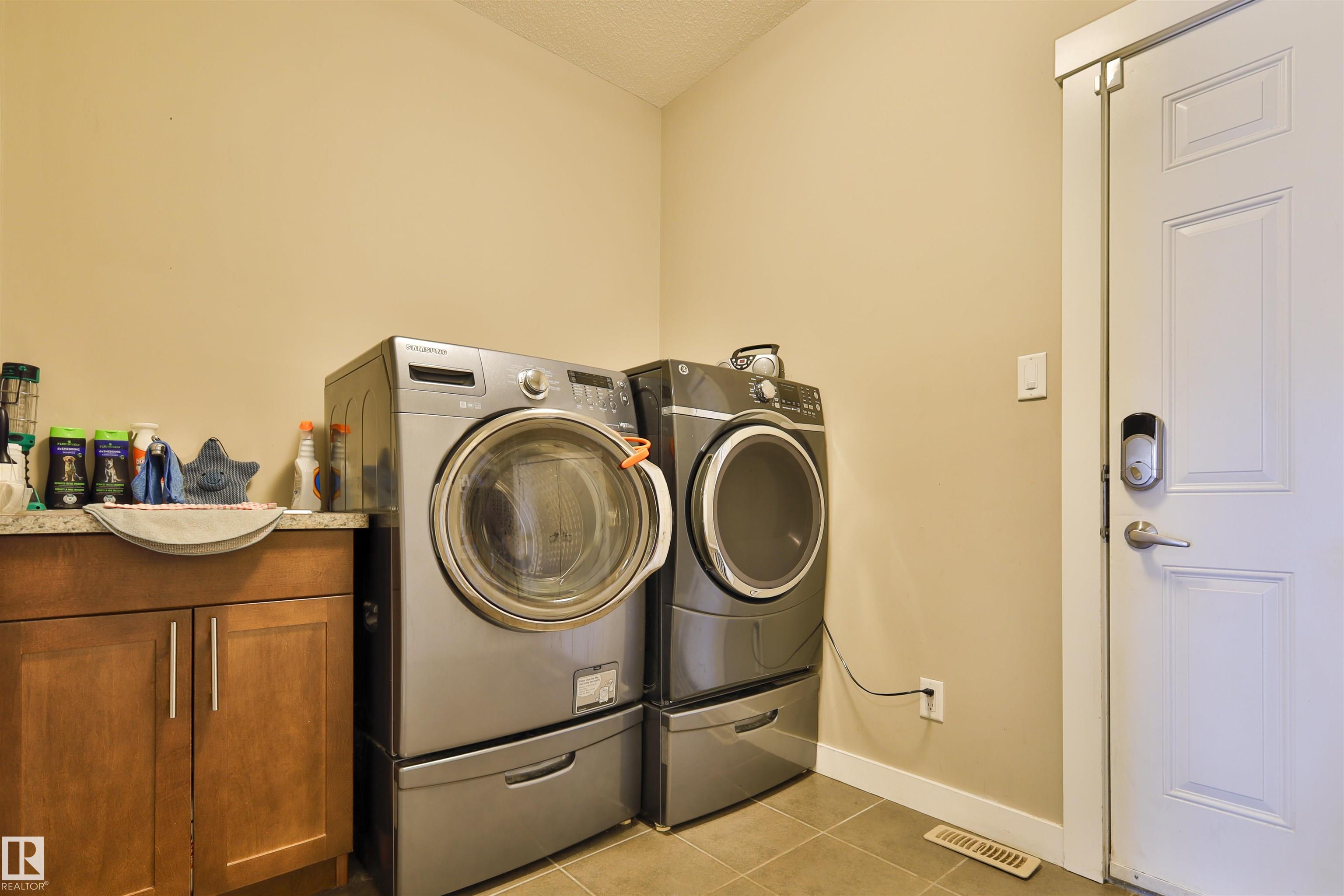 Photo 30 at 2225 Cameron Ravine Court NW, Cameron Heights, Edmonton