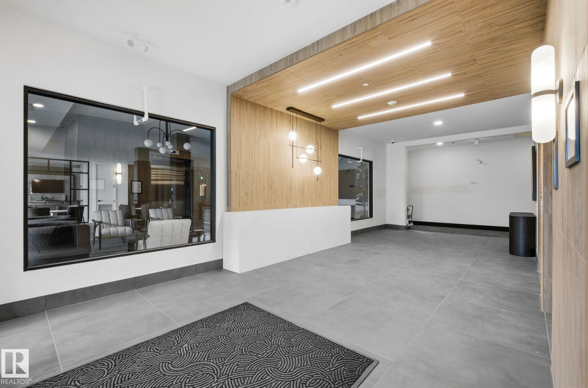 https://zimg.paragon.ice.com/ParagonImages/Property/PM/RAE/225396725/44/0/0/31151873f0982b3c1e0e26ae2d4b1a00/1/24ef57c02e35e5c4ddac2e1415d4ac64/225396725-16821f37-64c9-42f2-b7b0-ce8d546d1a8d.JPG