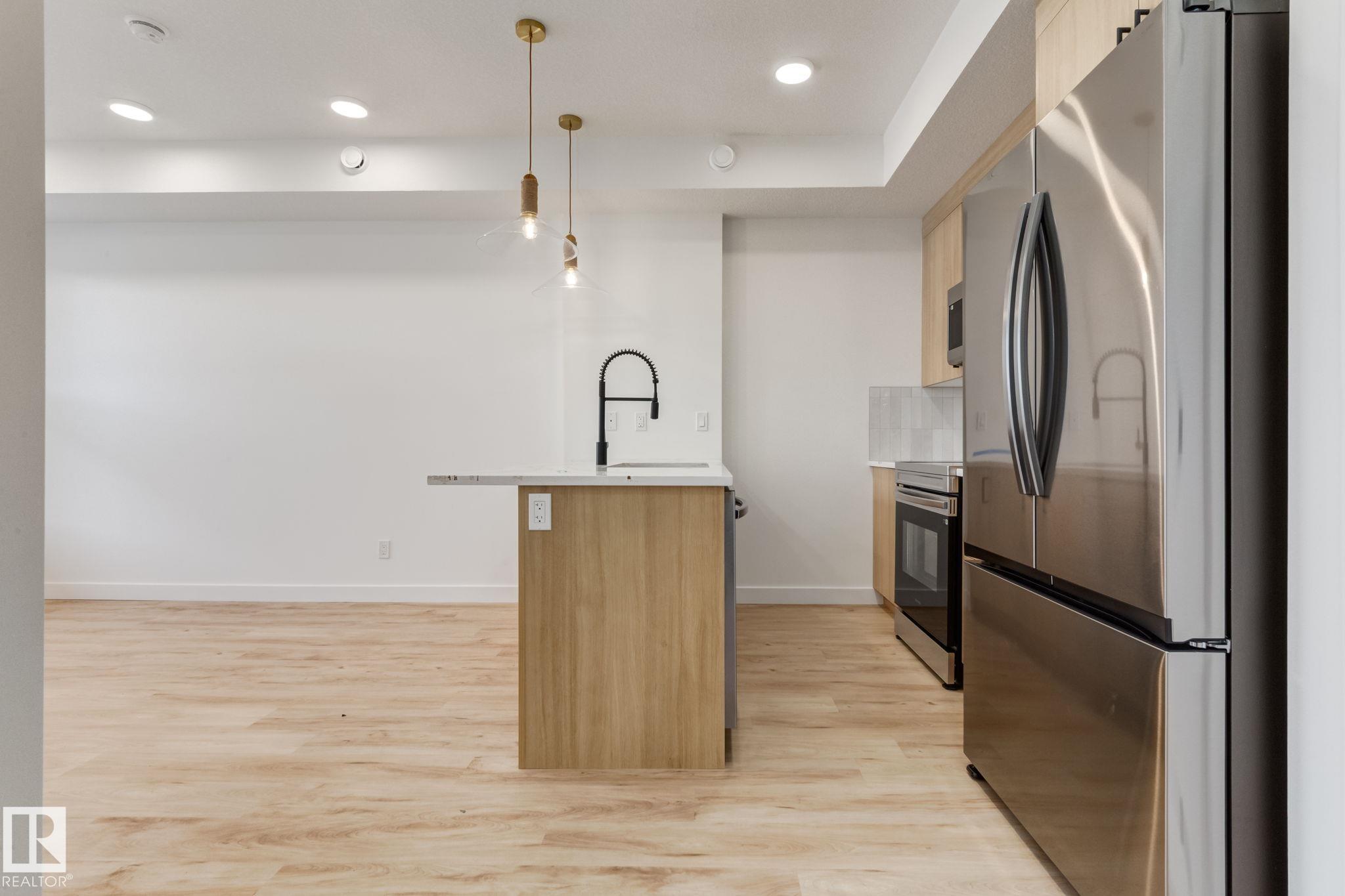 Photo 14 at 43 - 16231 19 Avenue SW, Glenridding Ravine, Edmonton