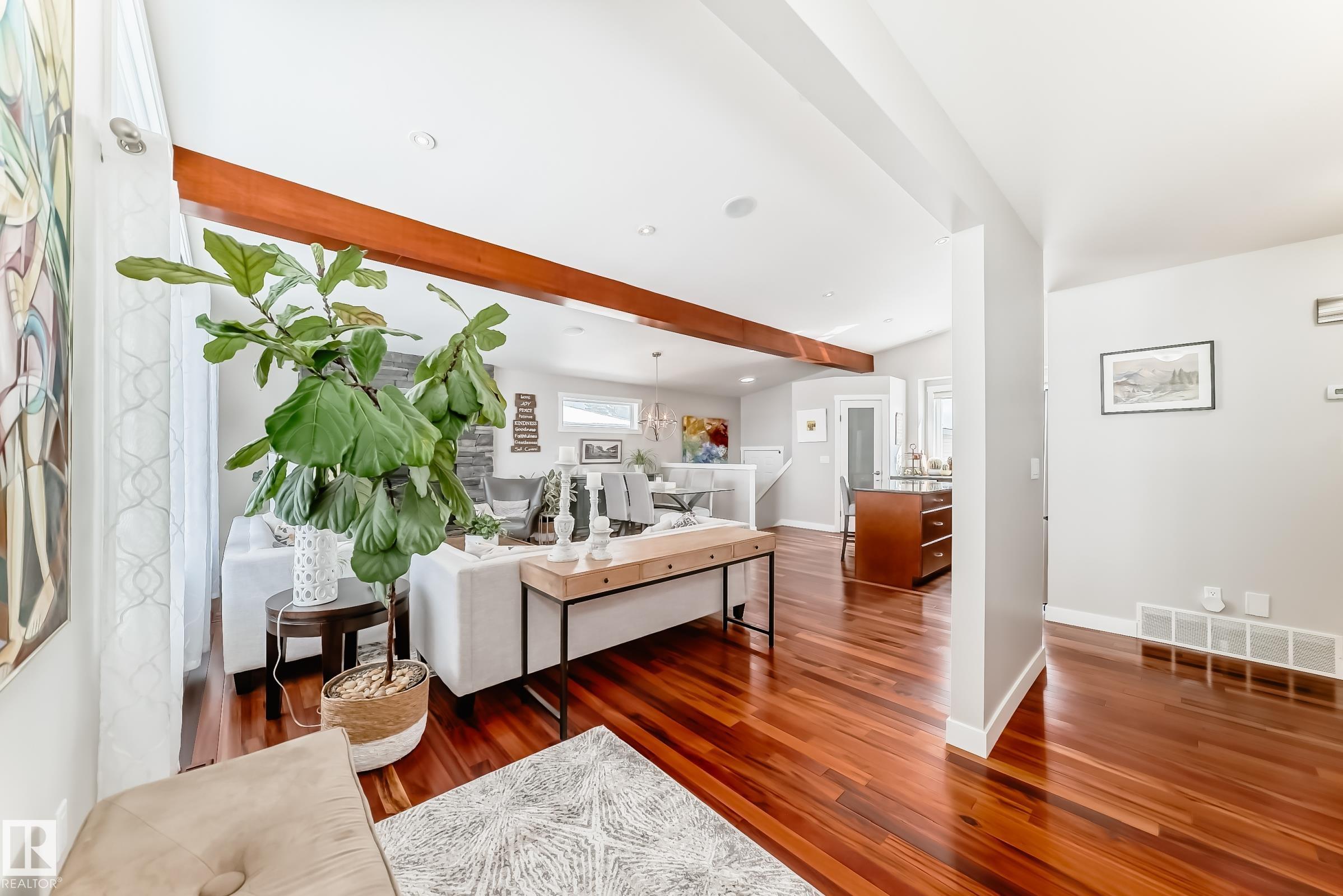 Picture for 10811 43 AV NW