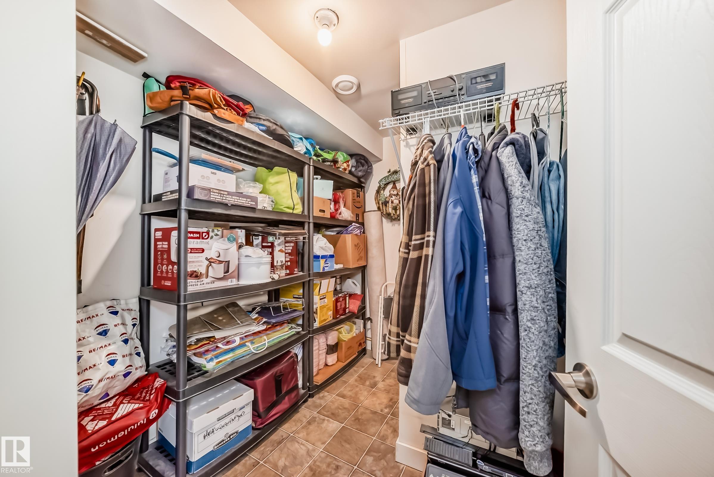 Photo 46 at 10811 43 Avenue NW, Rideau Park, Edmonton