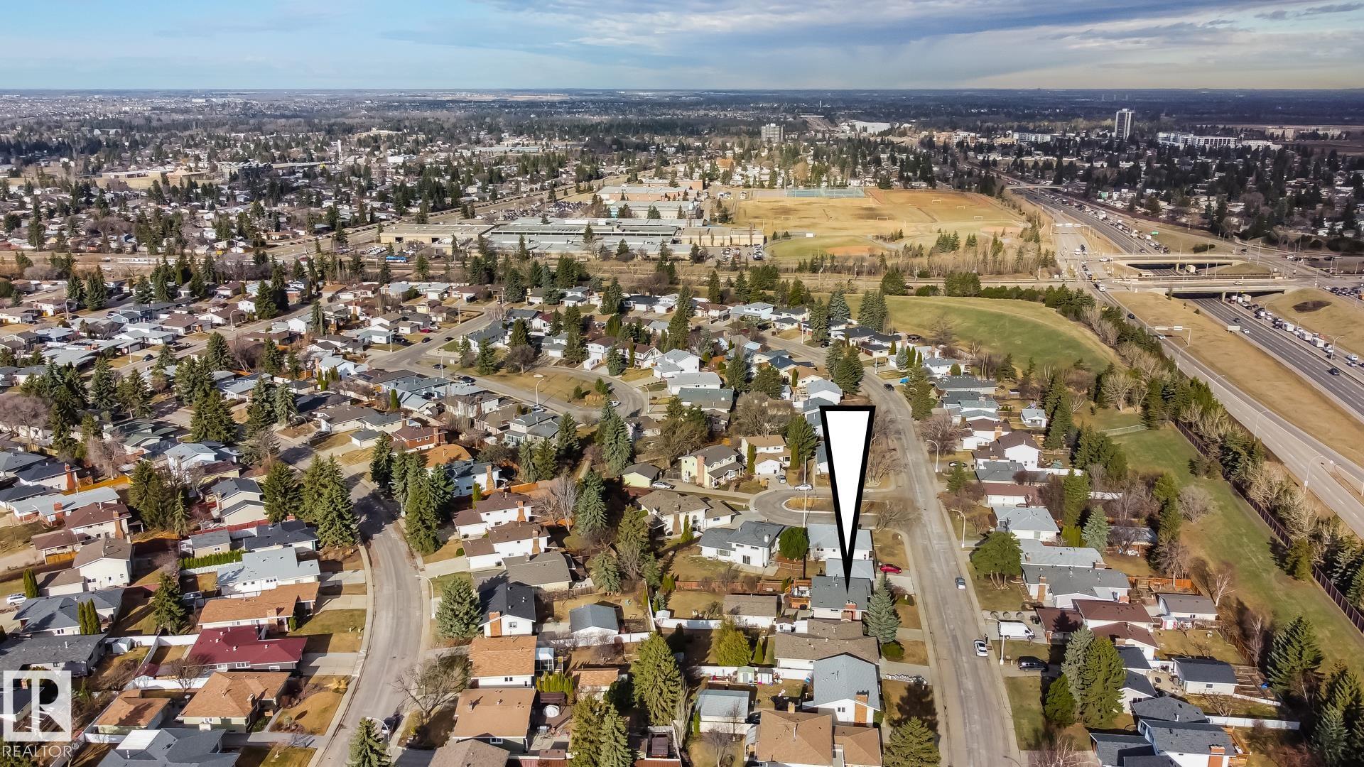 Photo 72 at 10811 43 Avenue NW, Rideau Park, Edmonton