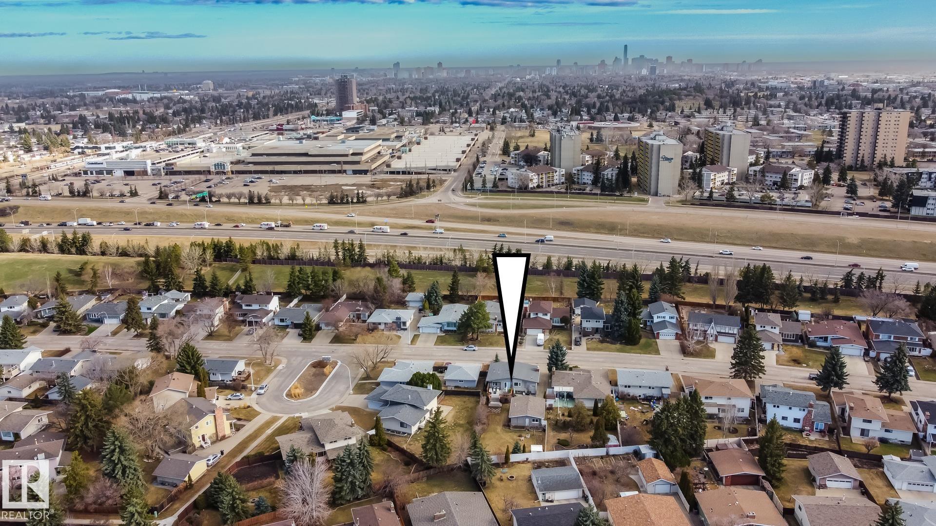 Photo 73 at 10811 43 Avenue NW, Rideau Park, Edmonton