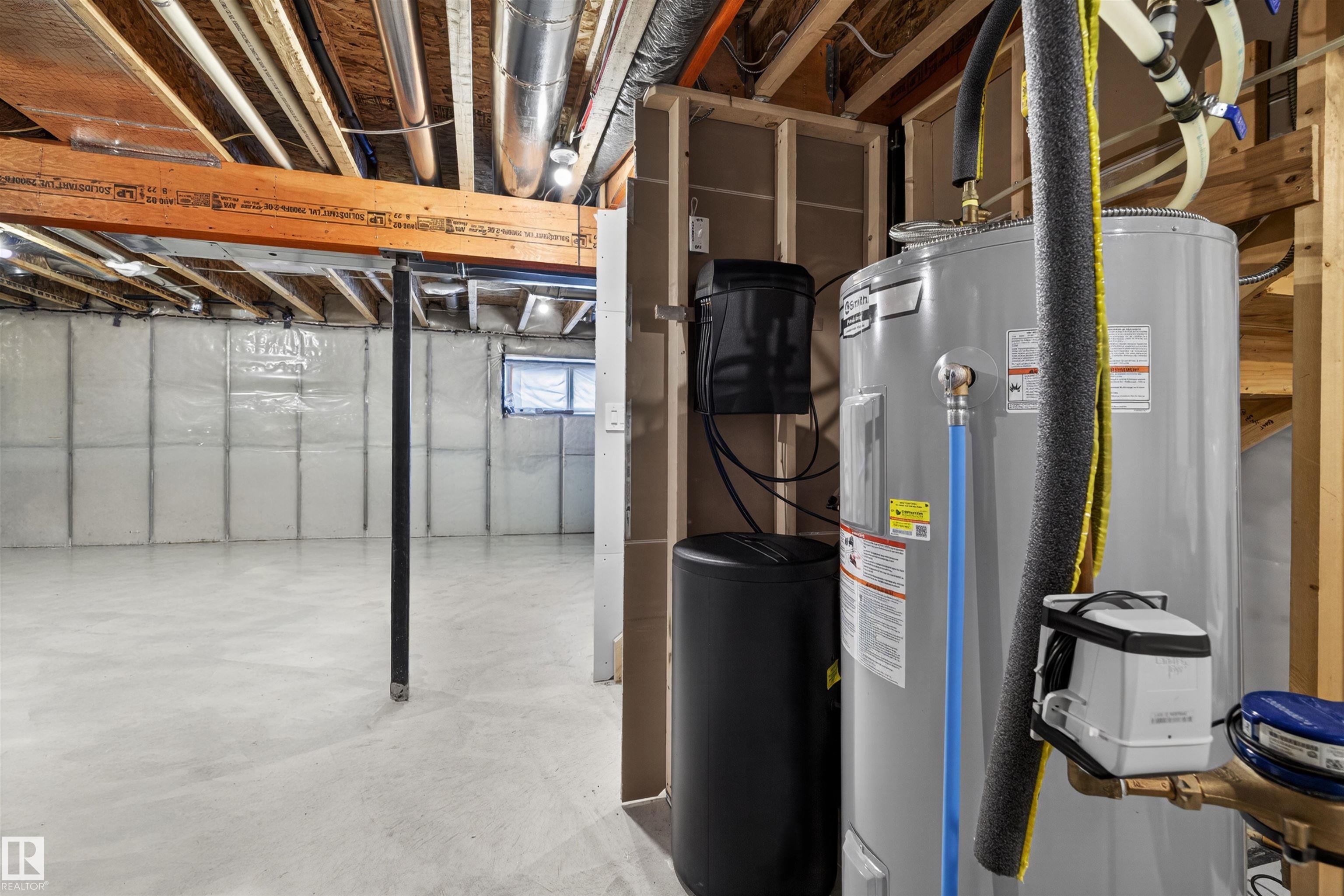 Photo 33 at 3471 Cameron Heights Cove NW, Cameron Heights, Edmonton