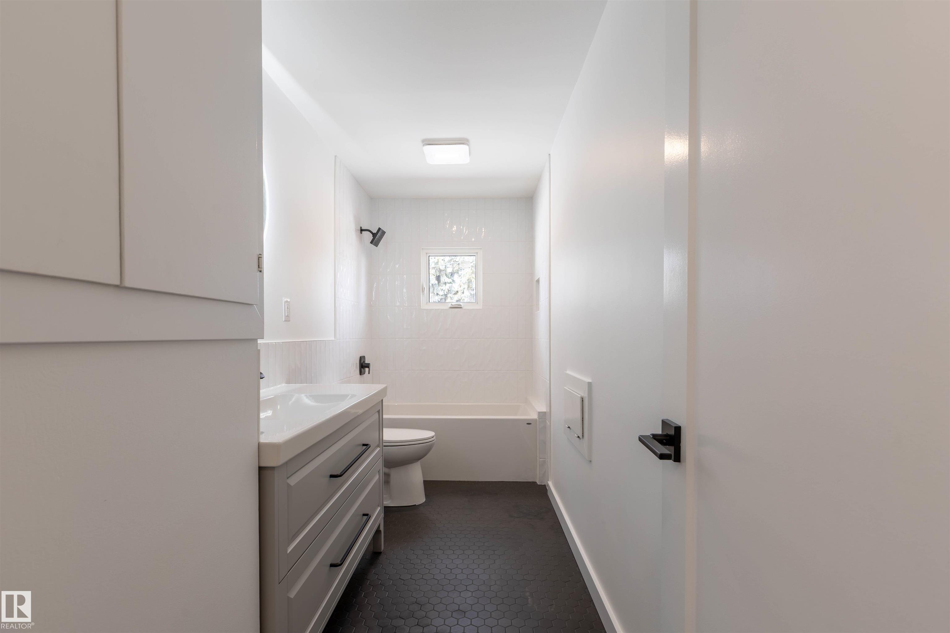 Photo 17 at 57308 Range Road 251, None, Rural Sturgeon County