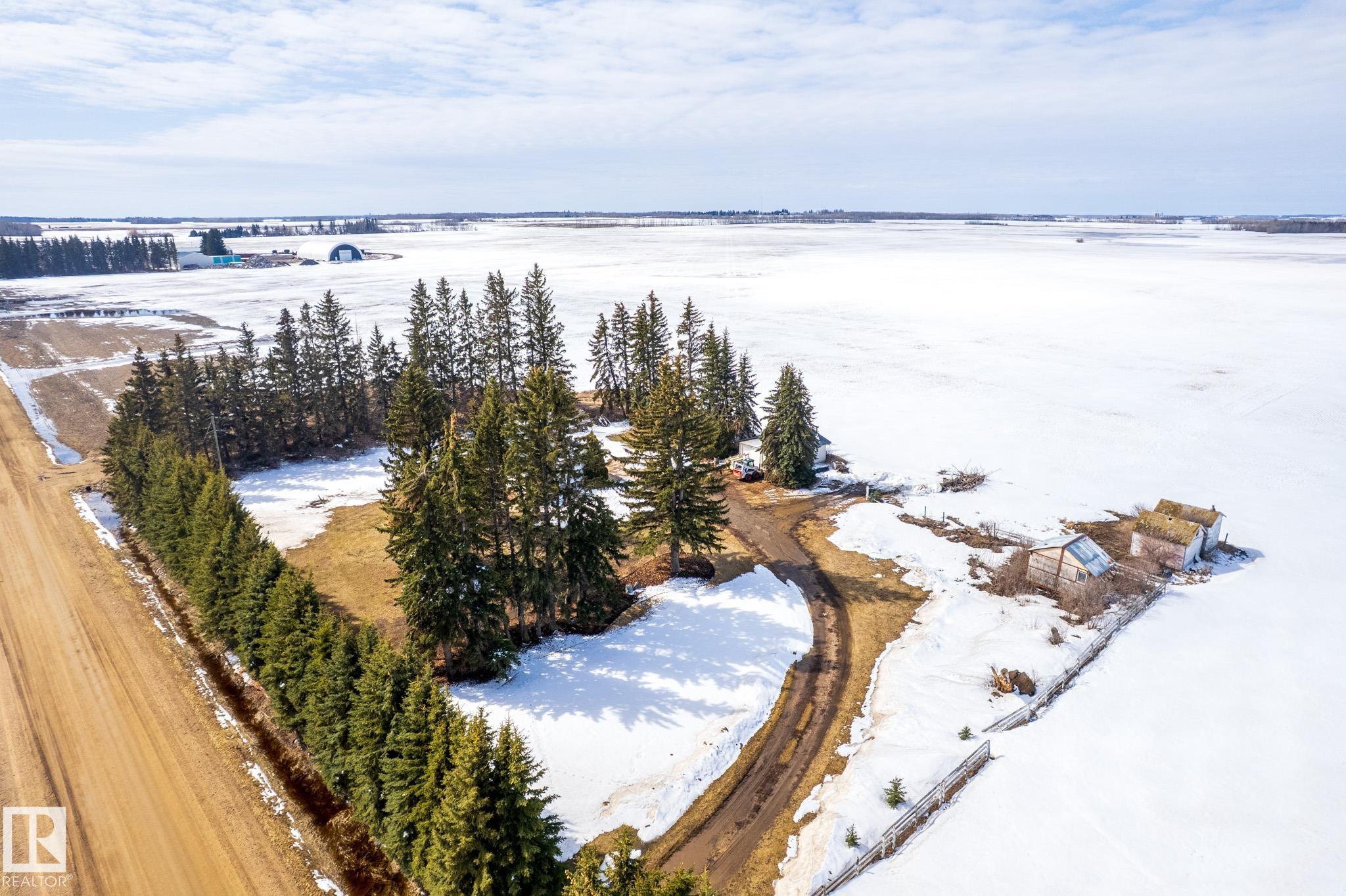 Photo 33 at 57308 Range Road 251, None, Rural Sturgeon County