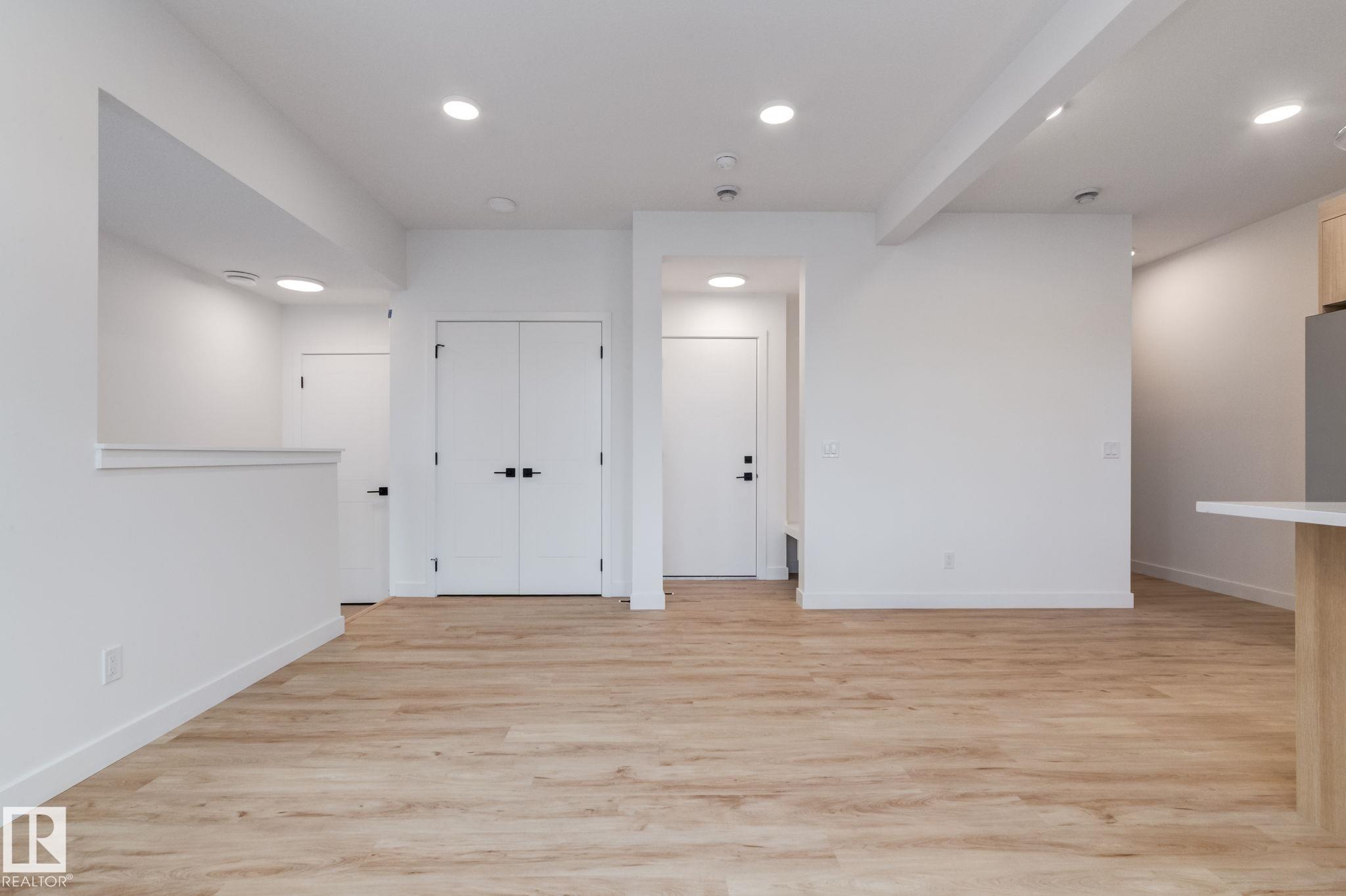 Photo 16 at 23 - 16231 19 Avenue SW, Glenridding Ravine, Edmonton