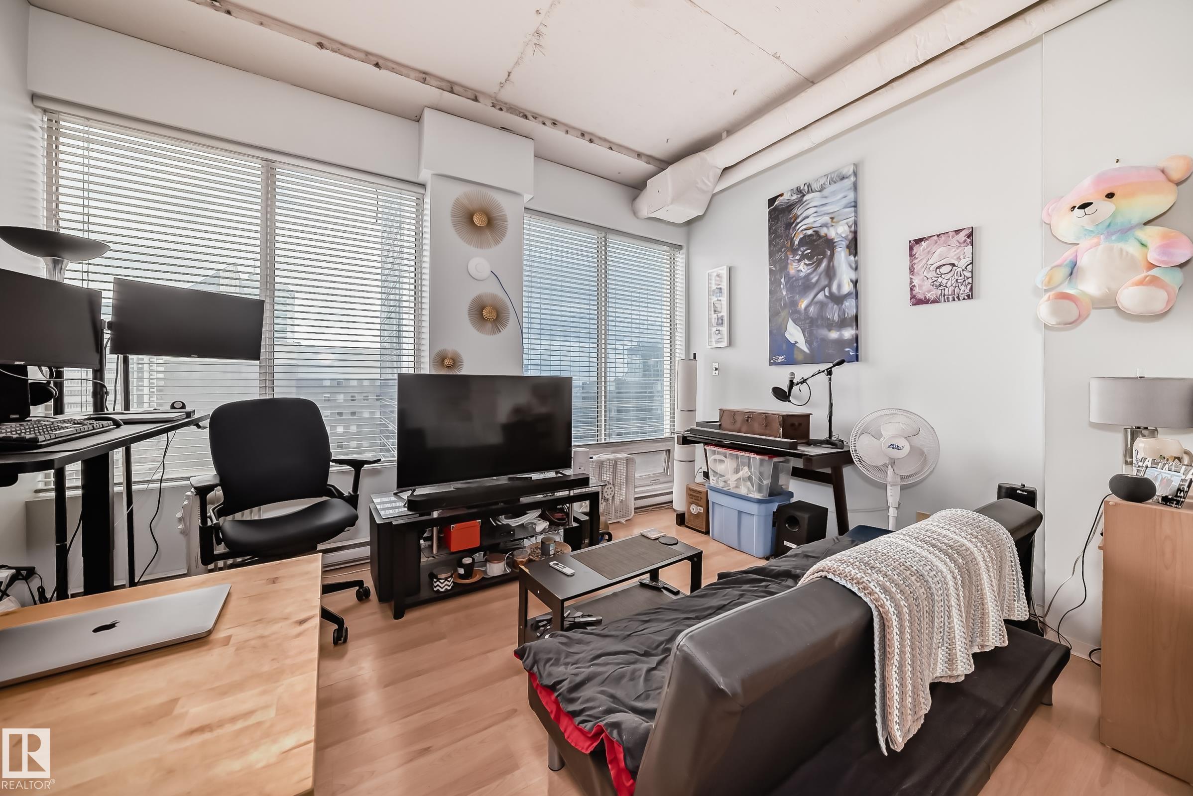 Picture for #1207 10024 JASPER AV NW