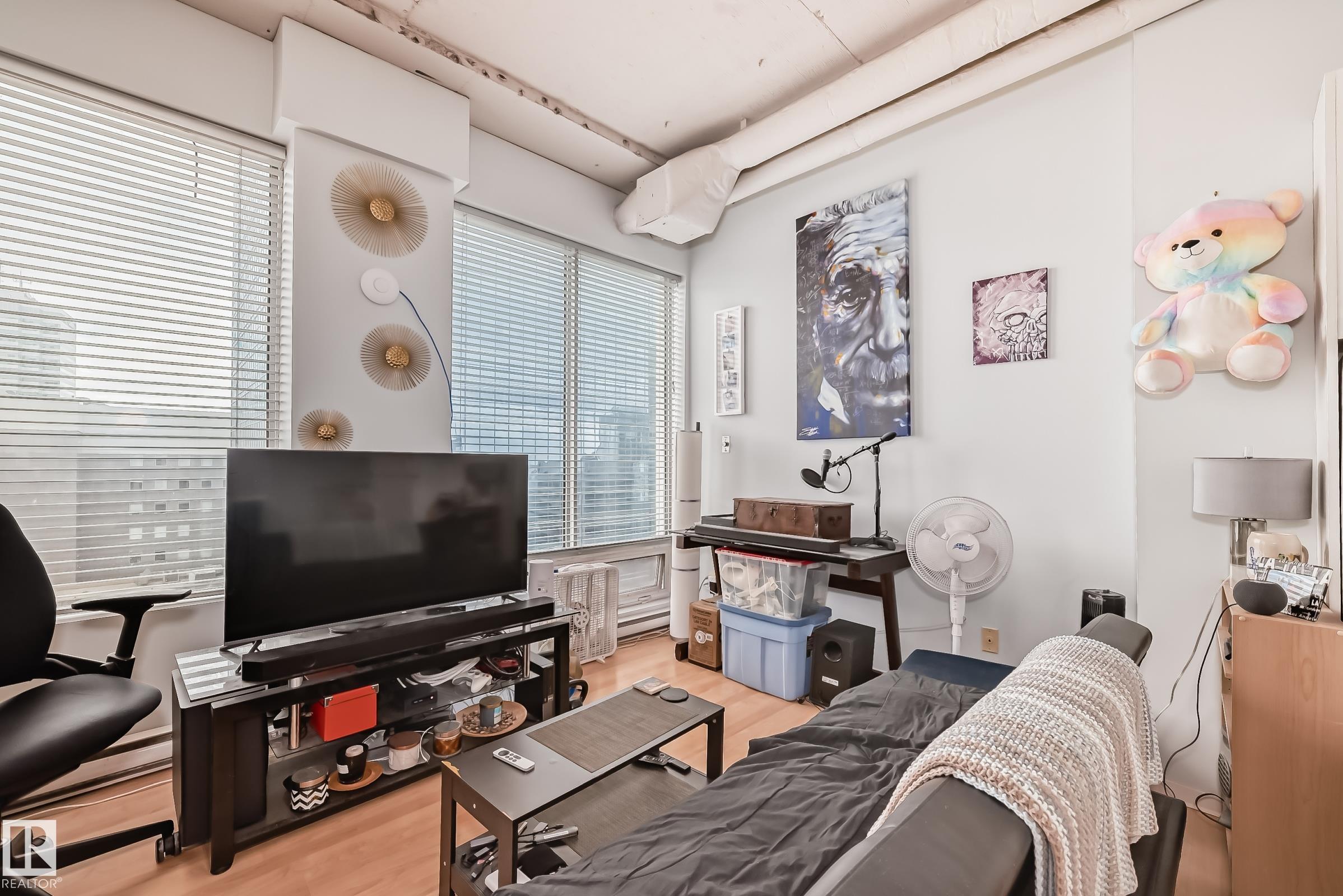 Picture for #1207 10024 JASPER AV NW