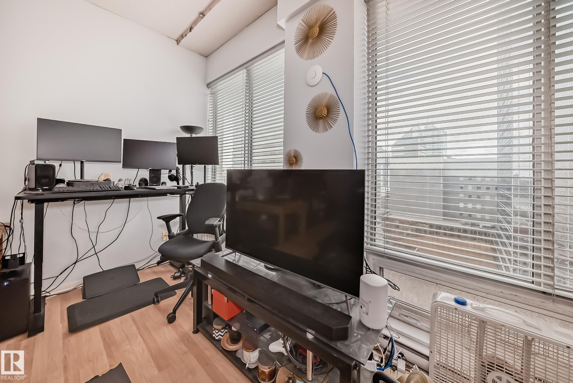 Picture for #1207 10024 JASPER AV NW