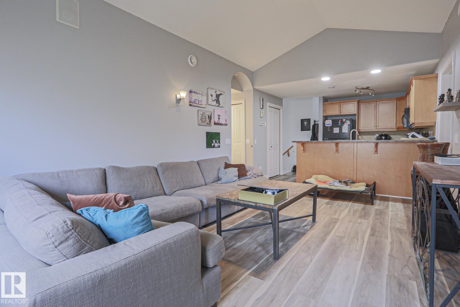 Picture for #18 2565 HANNA CR NW