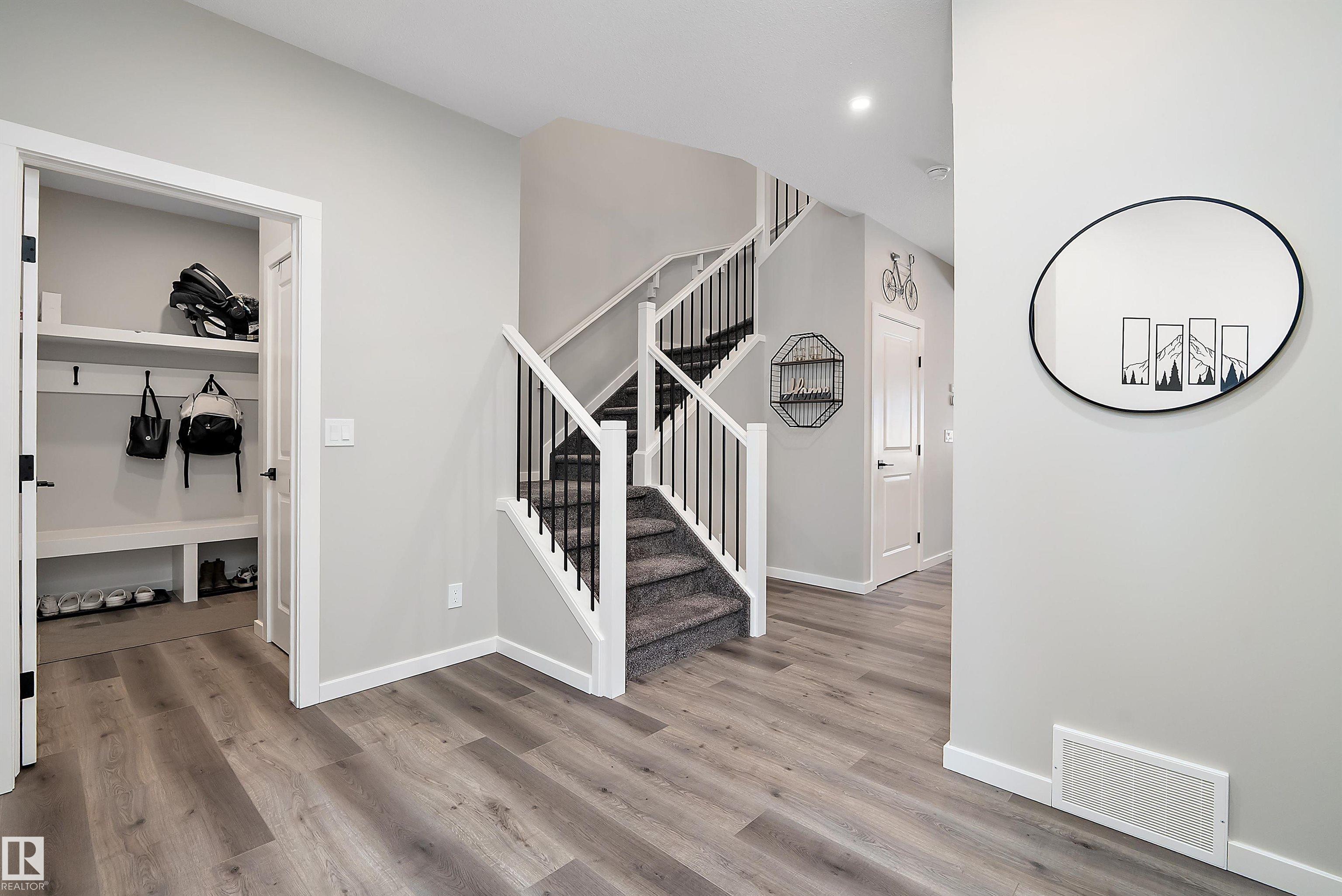 46 Chelles Wynd, Chérot, St. Albert