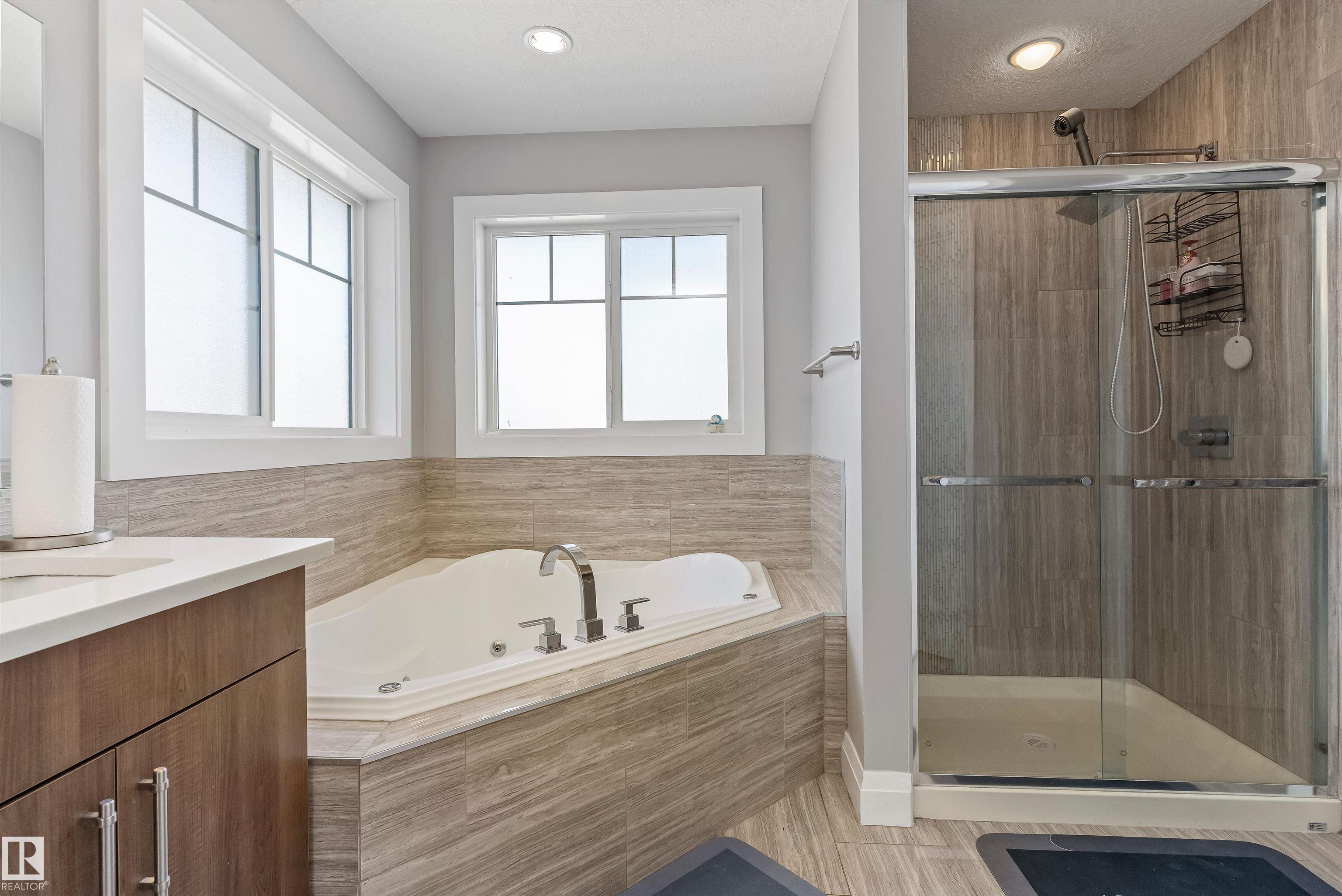 Photo 38 at 18096 89 Street NW, Klarvatten, Edmonton