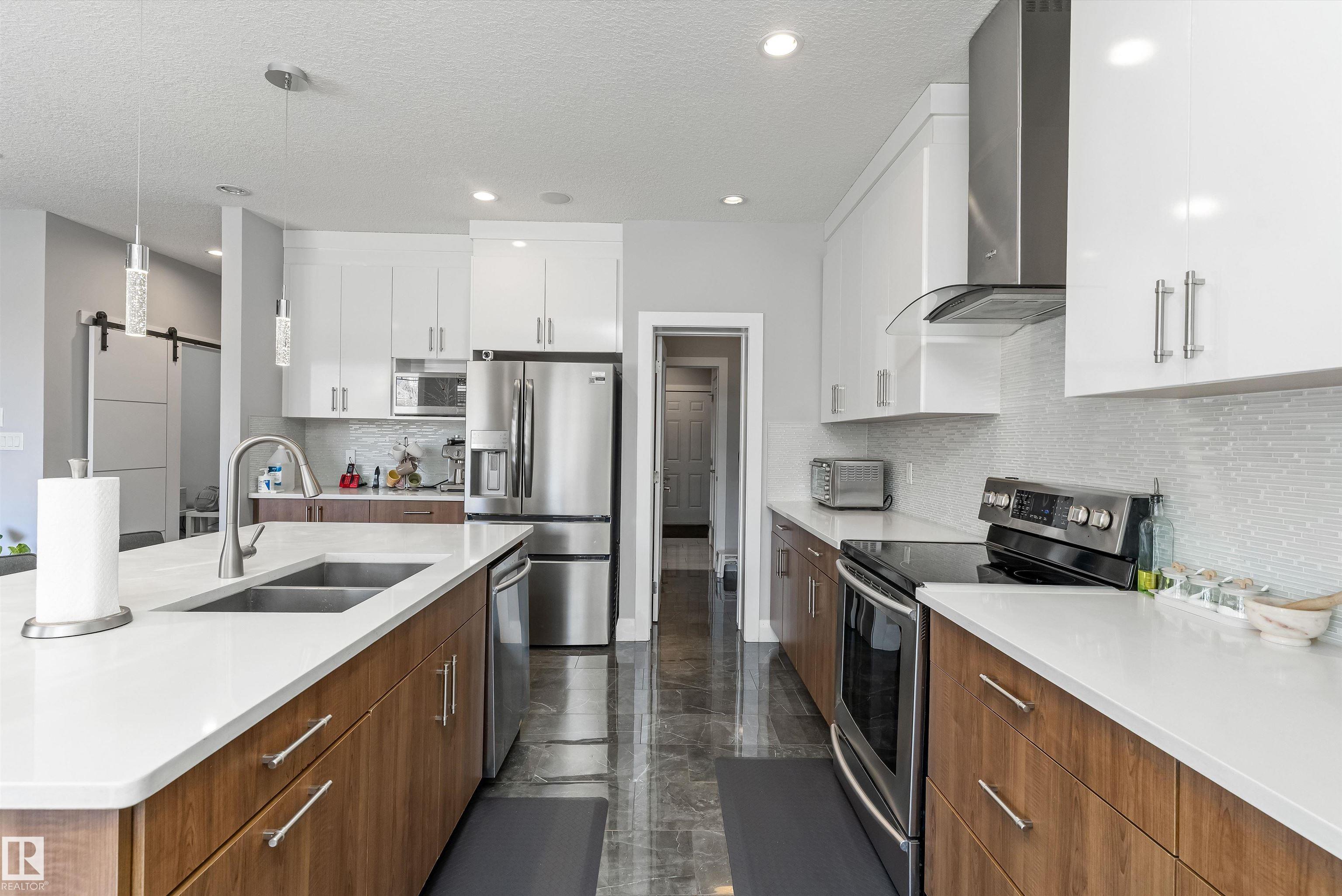 18096 89 Street NW, Klarvatten, Edmonton