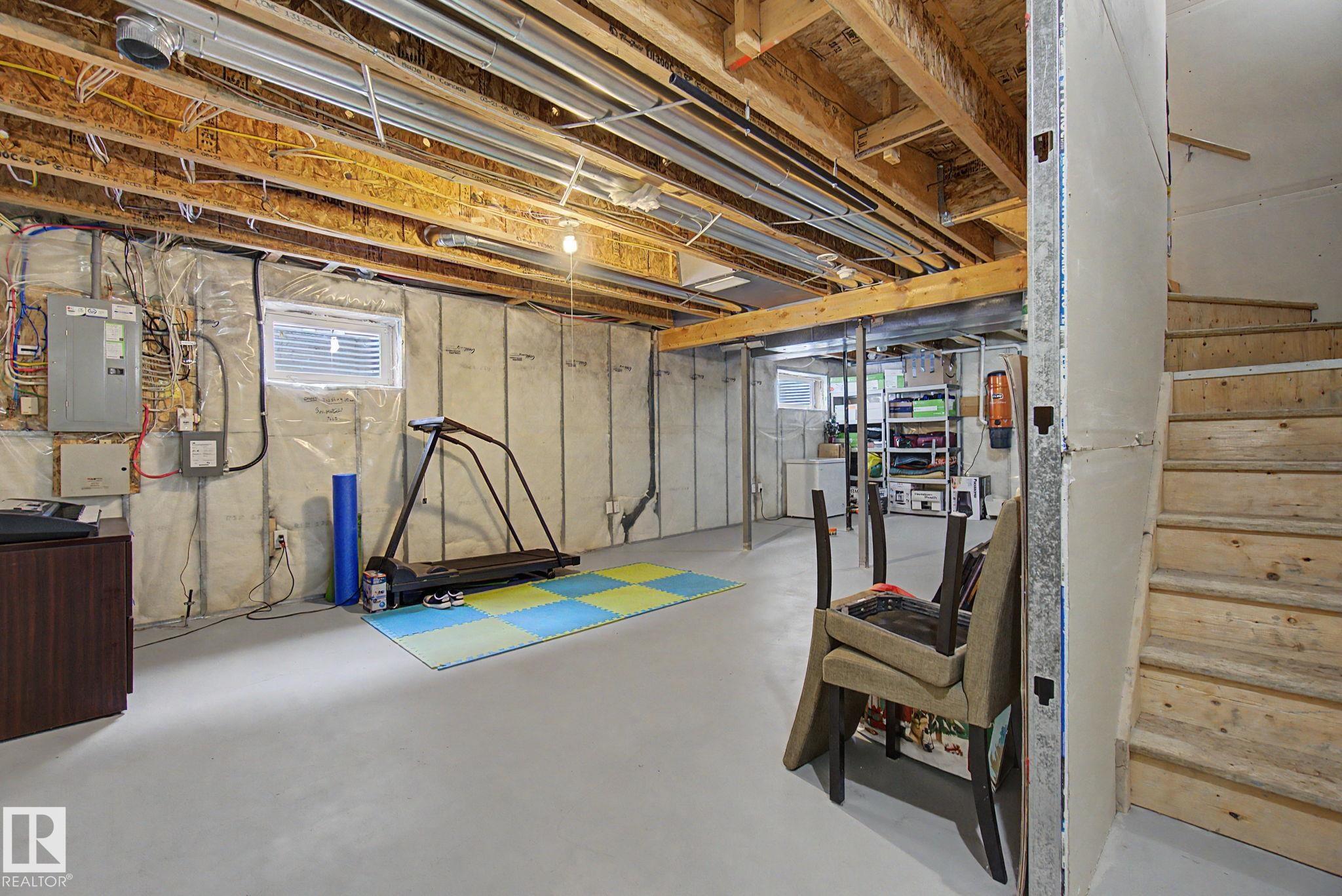 Photo 29 at 9111 213 Street NW, Suder Greens, Edmonton