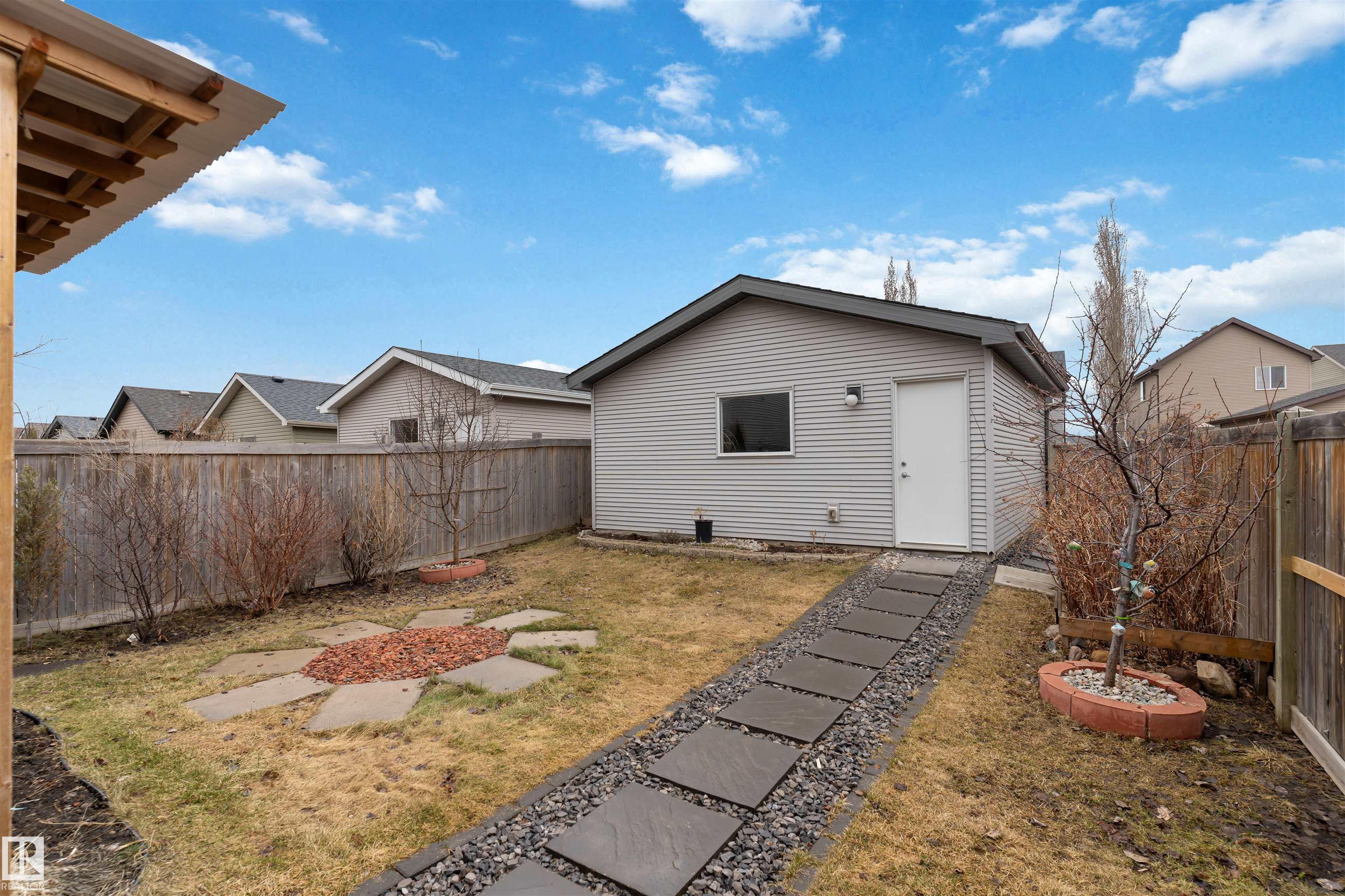 Photo 37 at 17588 59 Street NW, McConachie Area, Edmonton
