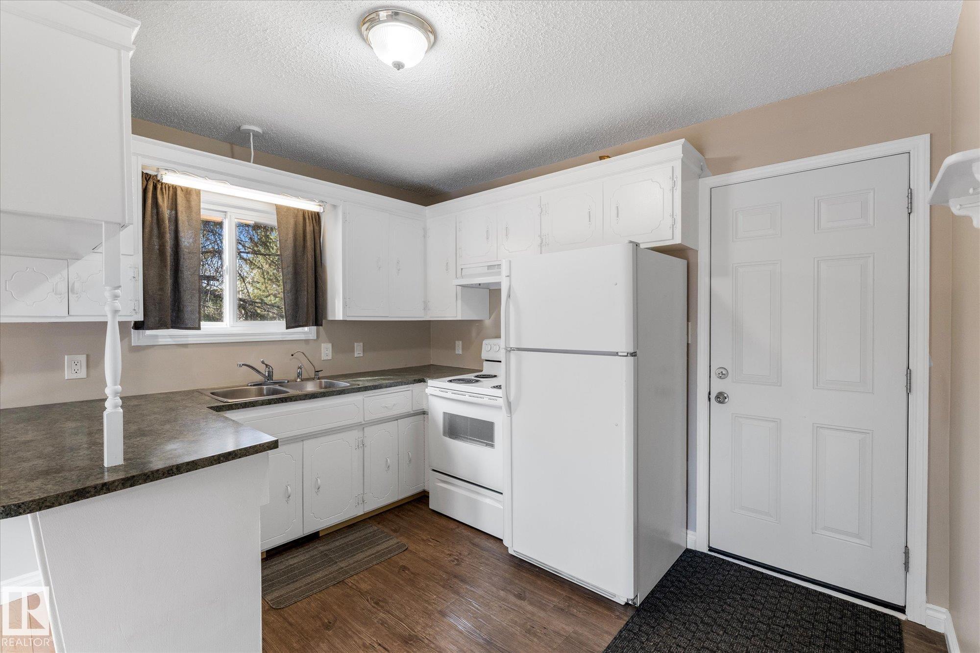 103 Willow Street, Pine Sands, Rural Sturgeon County