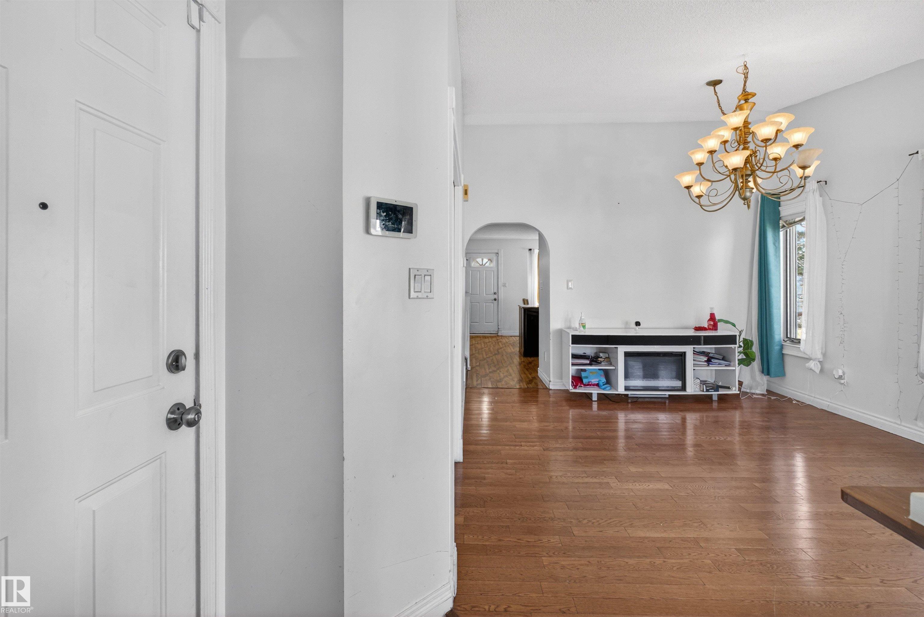 9007 169 Avenue NW, Klarvatten, Edmonton