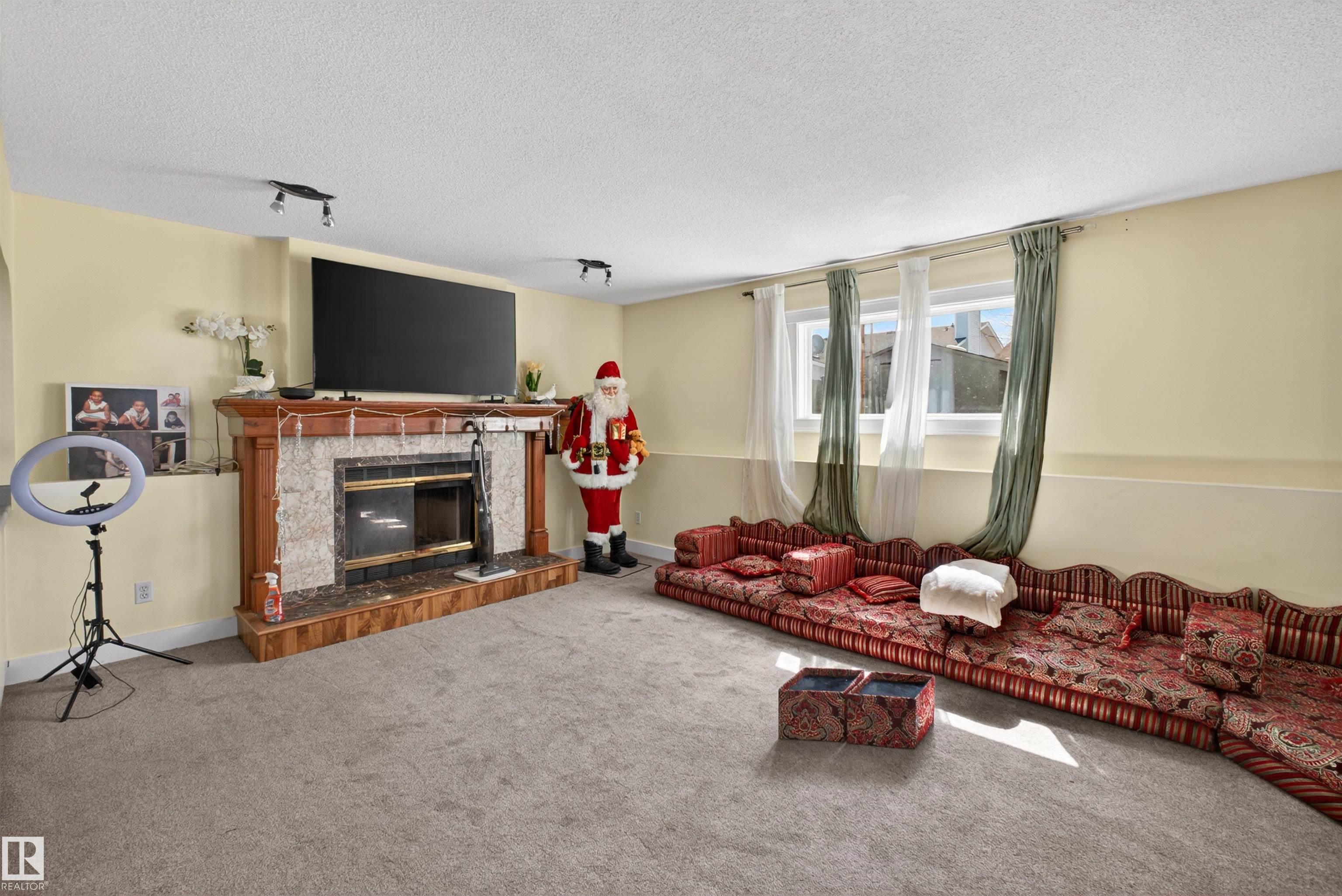 Photo 33 at 9007 169 Avenue NW, Klarvatten, Edmonton