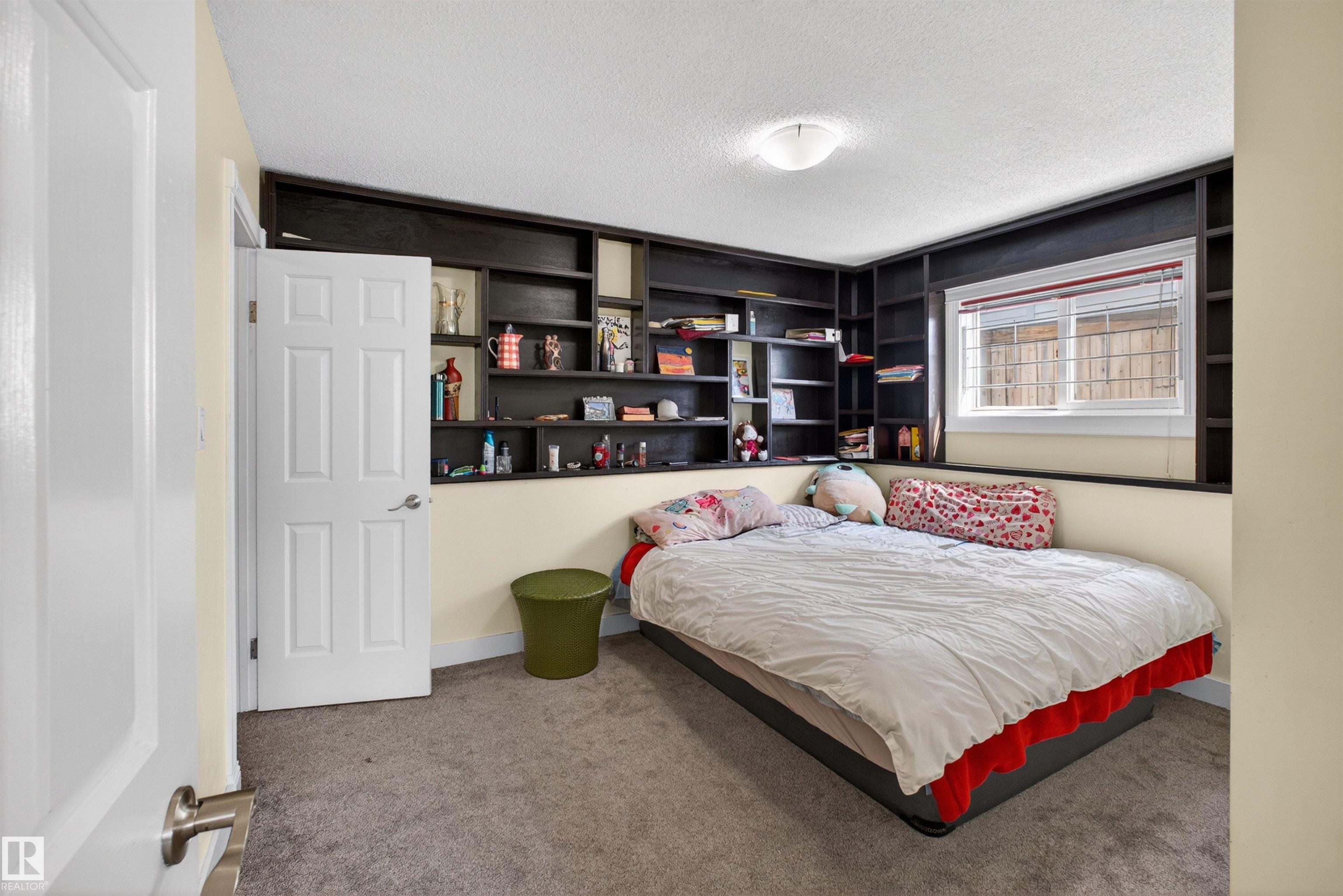 Photo 36 at 9007 169 Avenue NW, Klarvatten, Edmonton