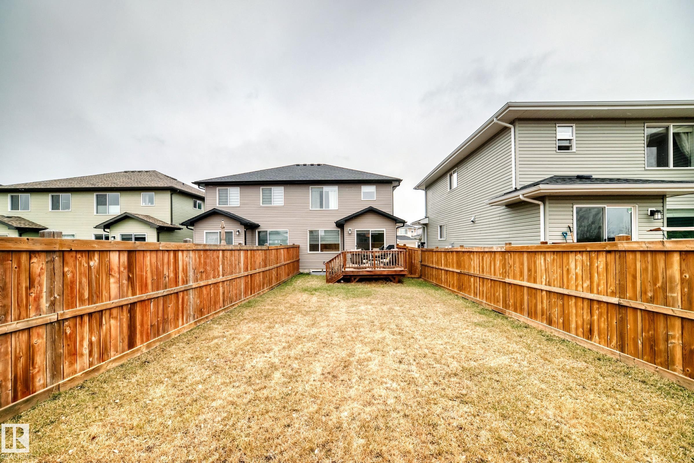 Photo 13 at 9 Rolston Court, Robinson, Leduc