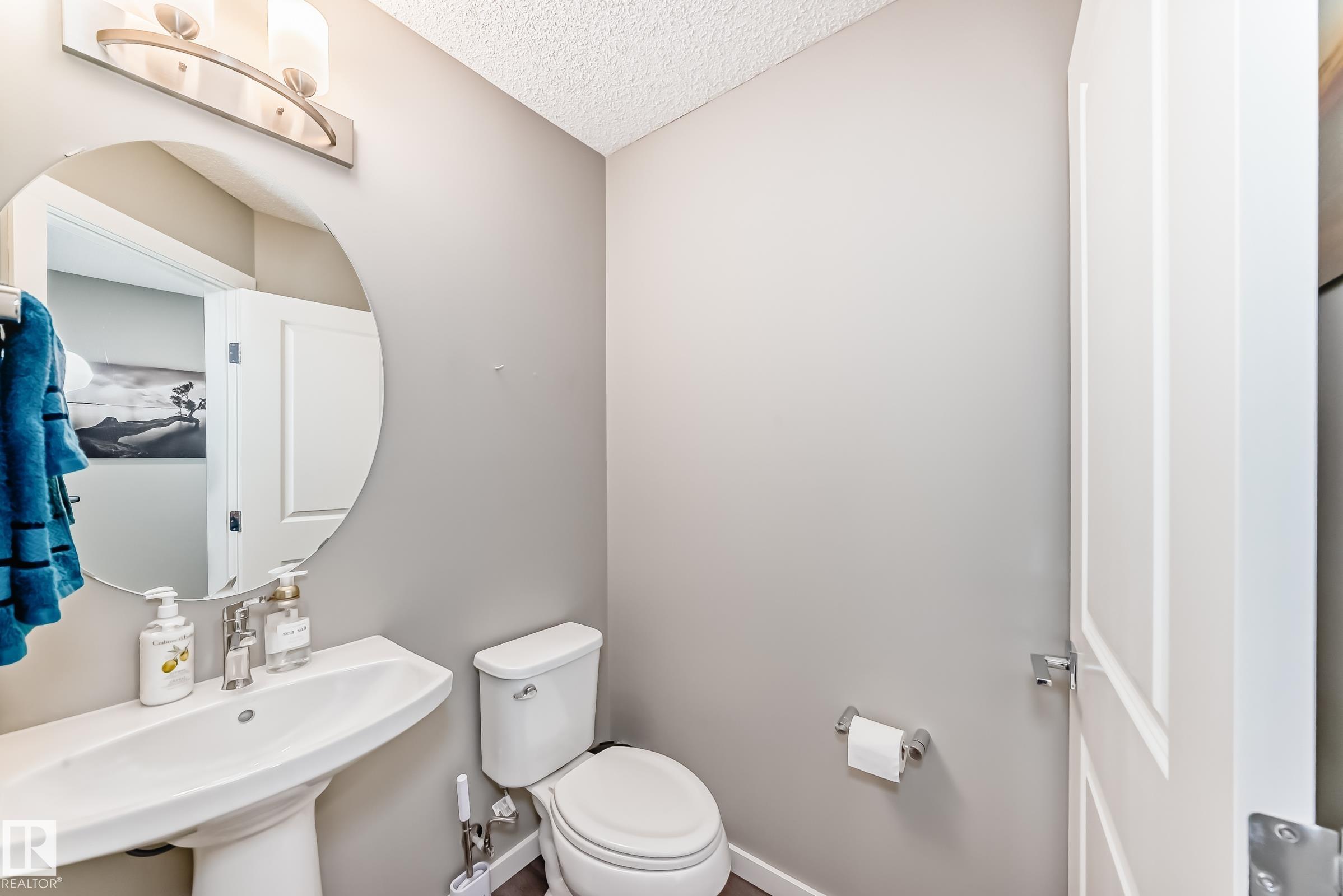 Photo 15 at 9 Rolston Court, Robinson, Leduc