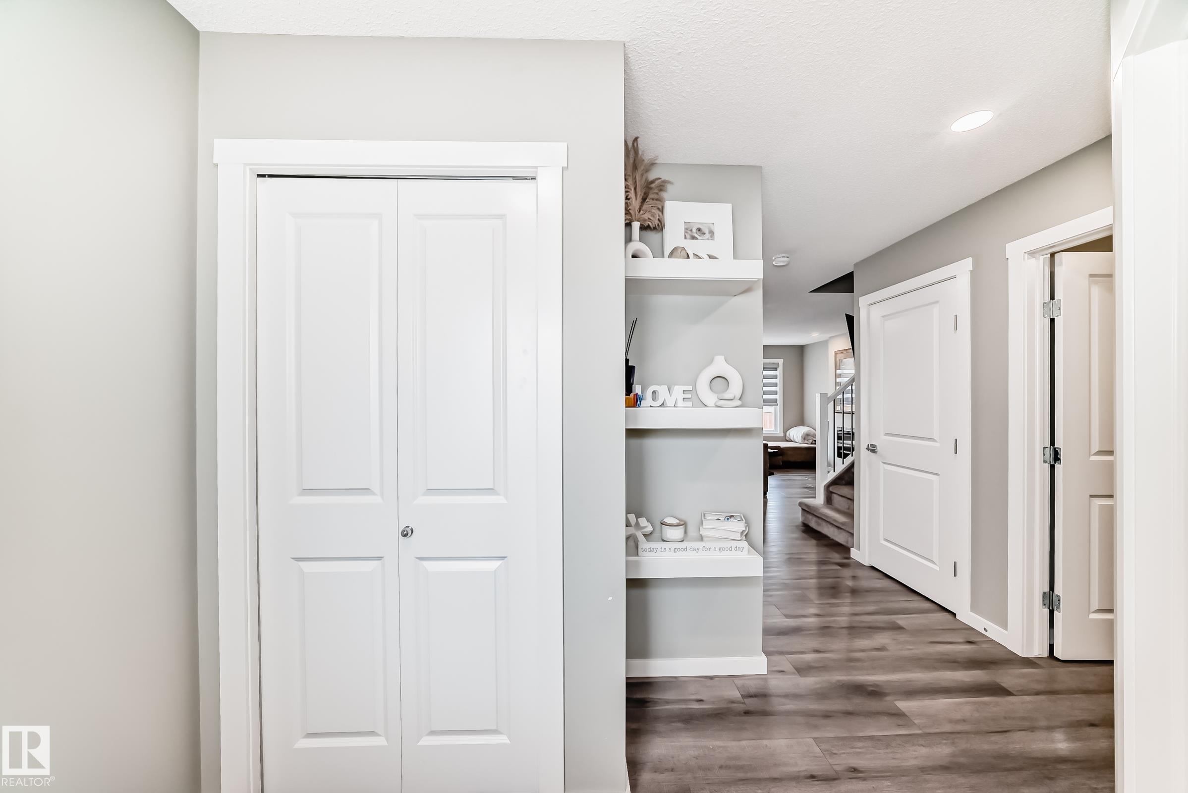 9 Rolston Court, Robinson, Leduc