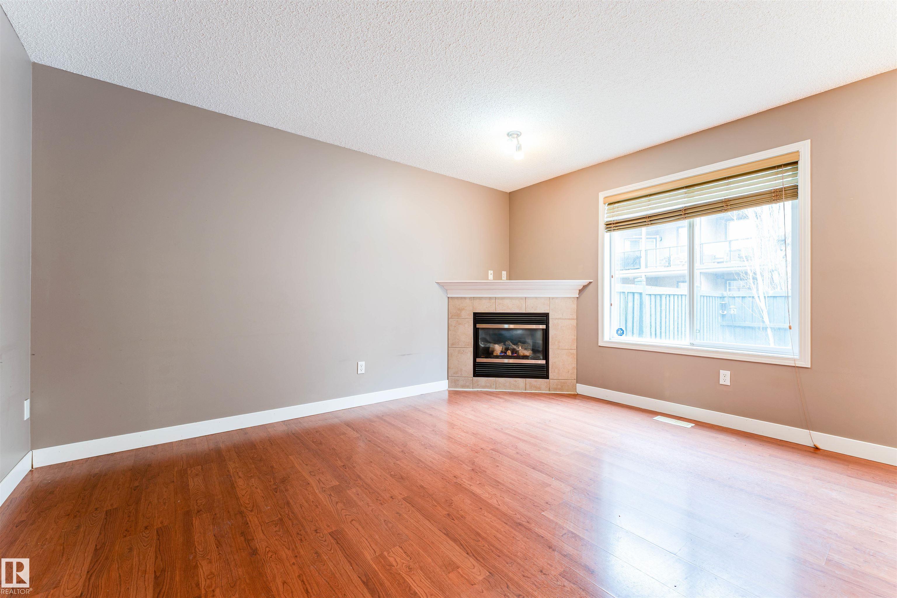 Photo 16 at 72 - 2021 Grantham Court NW, Glastonbury, Edmonton