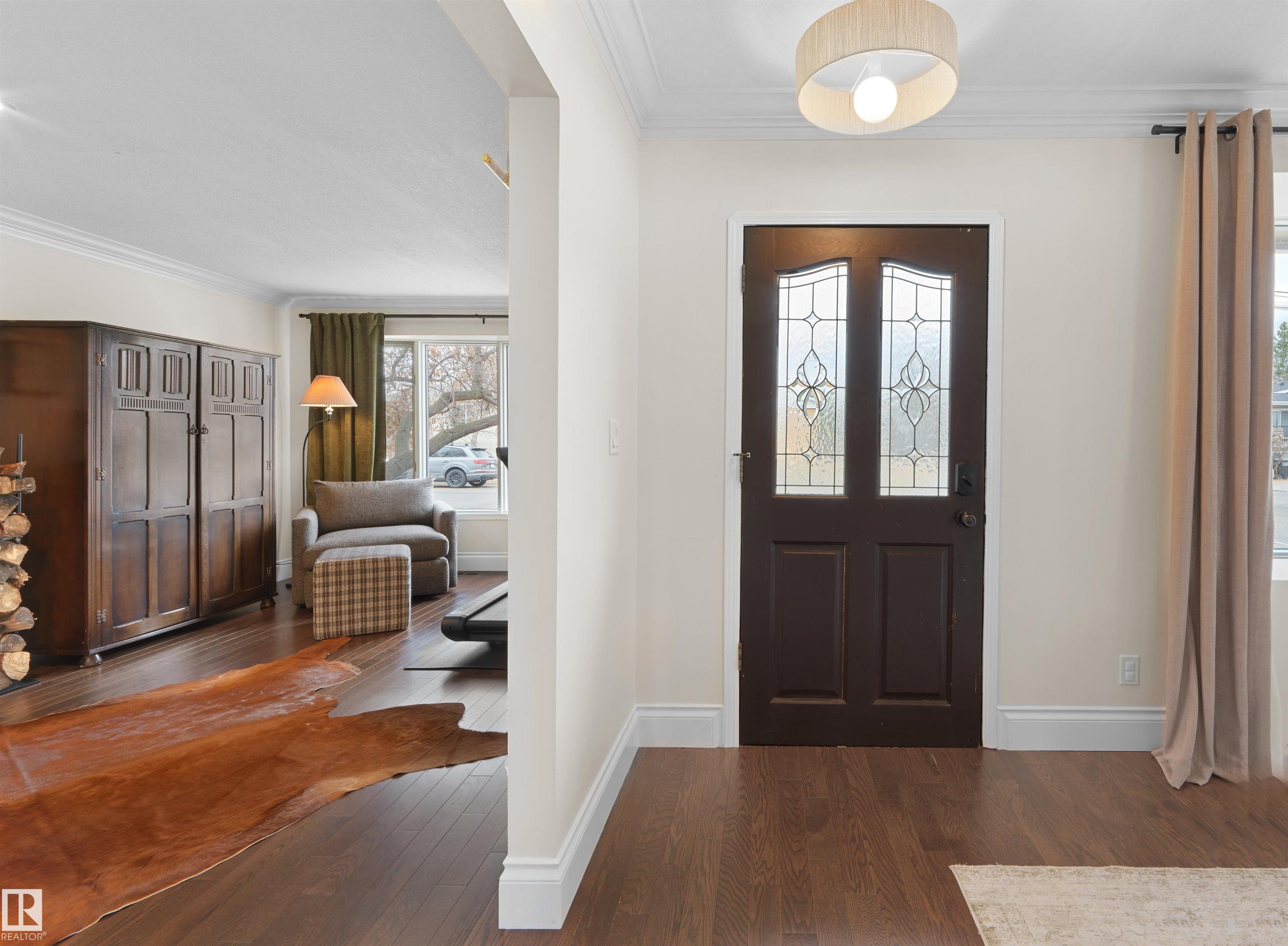 8960 77 Avenue NW, King Edward Park, Edmonton