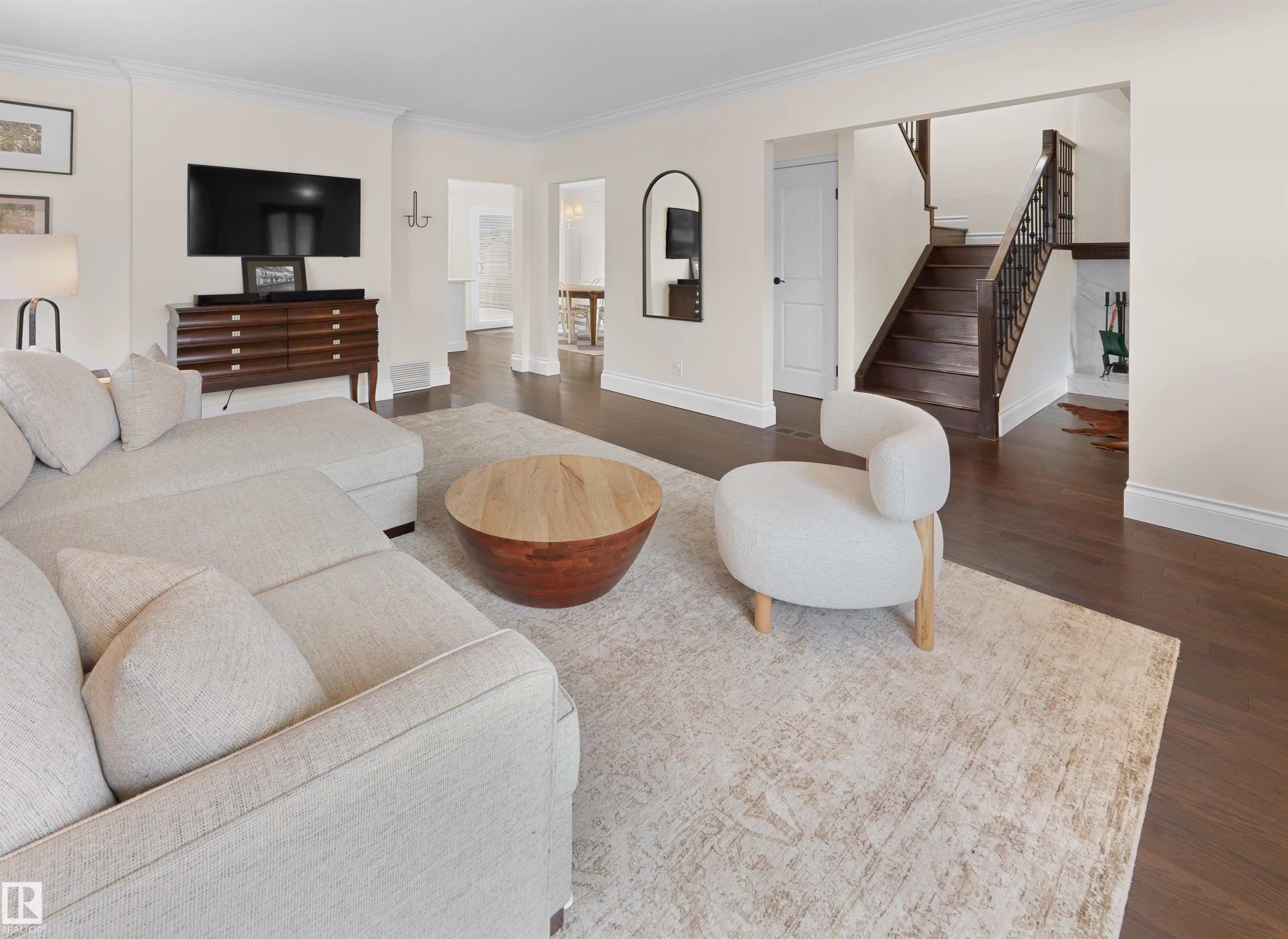 8960 77 Avenue NW, King Edward Park, Edmonton