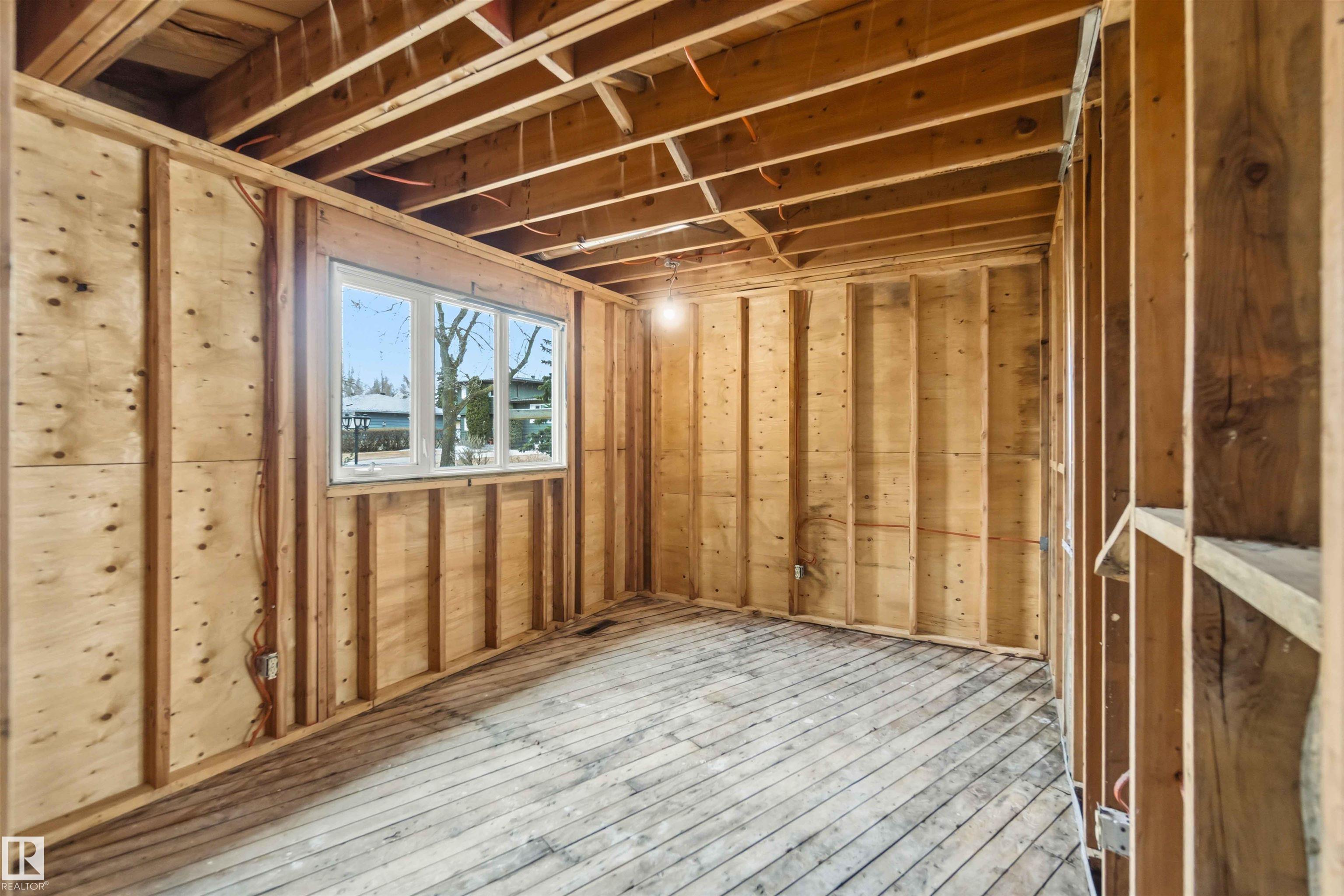 Photo 19 at 1034 Adamson Crescent, Westboro, Sherwood Park