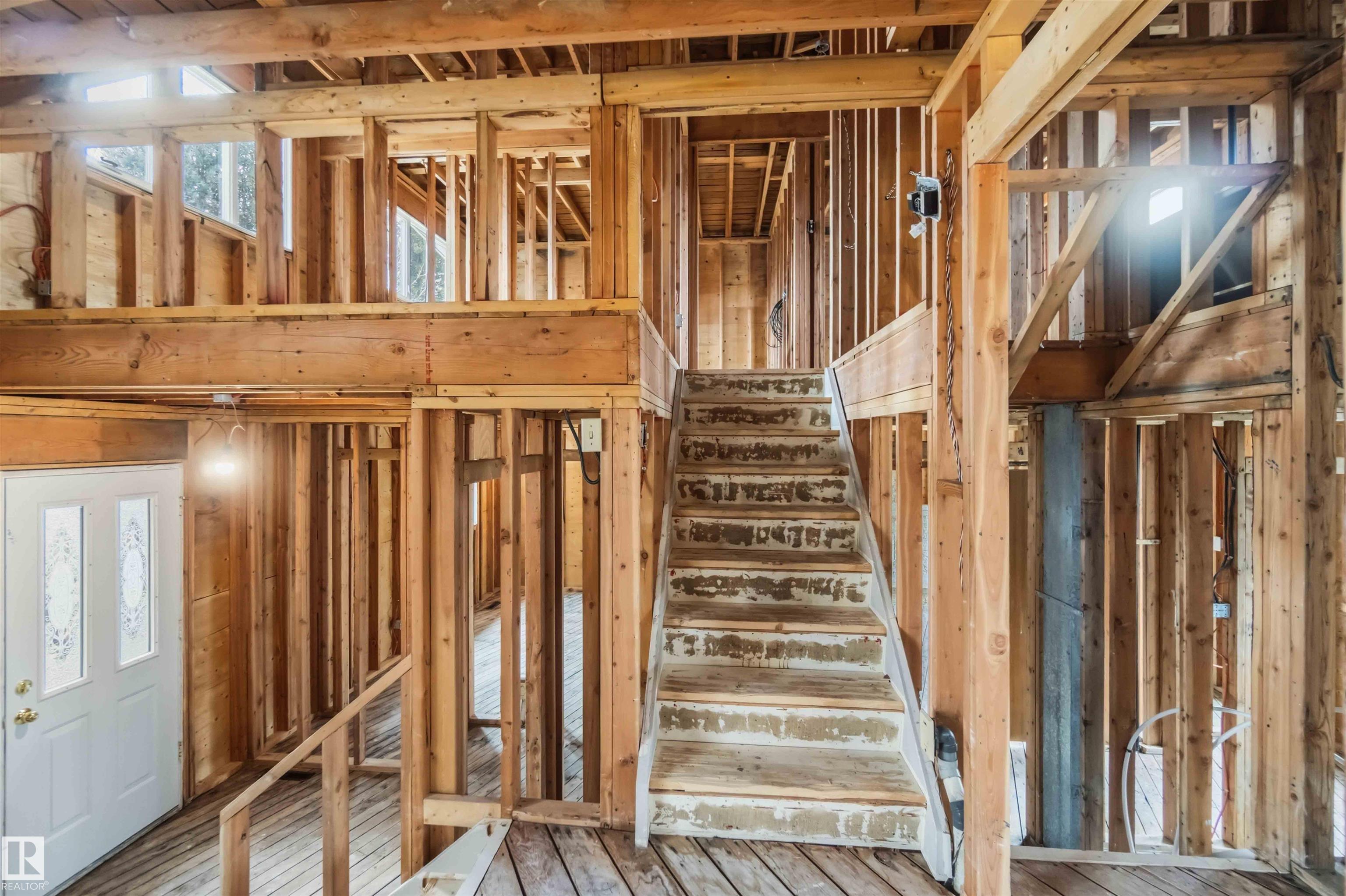 Photo 6 at 1034 Adamson Crescent, Westboro, Sherwood Park