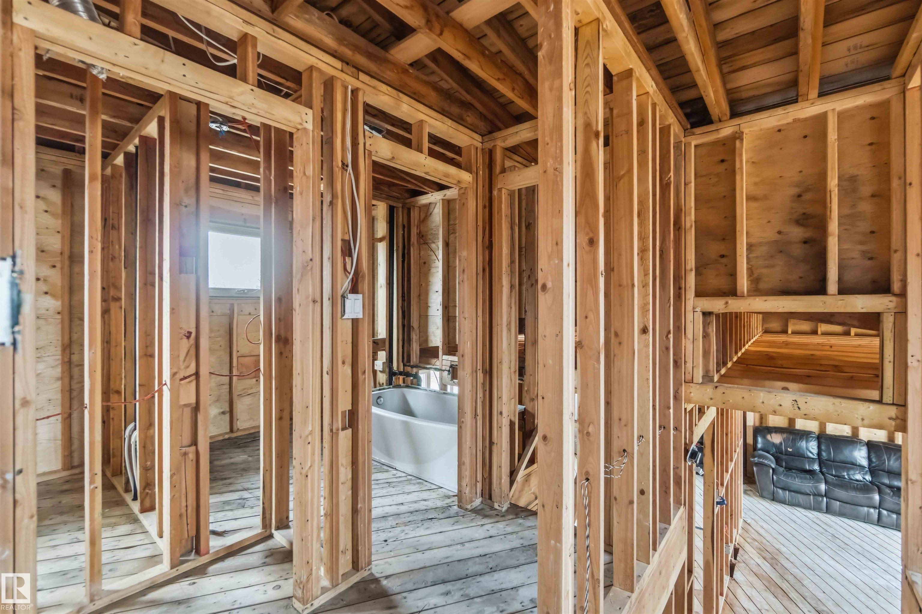 Photo 8 at 1034 Adamson Crescent, Westboro, Sherwood Park