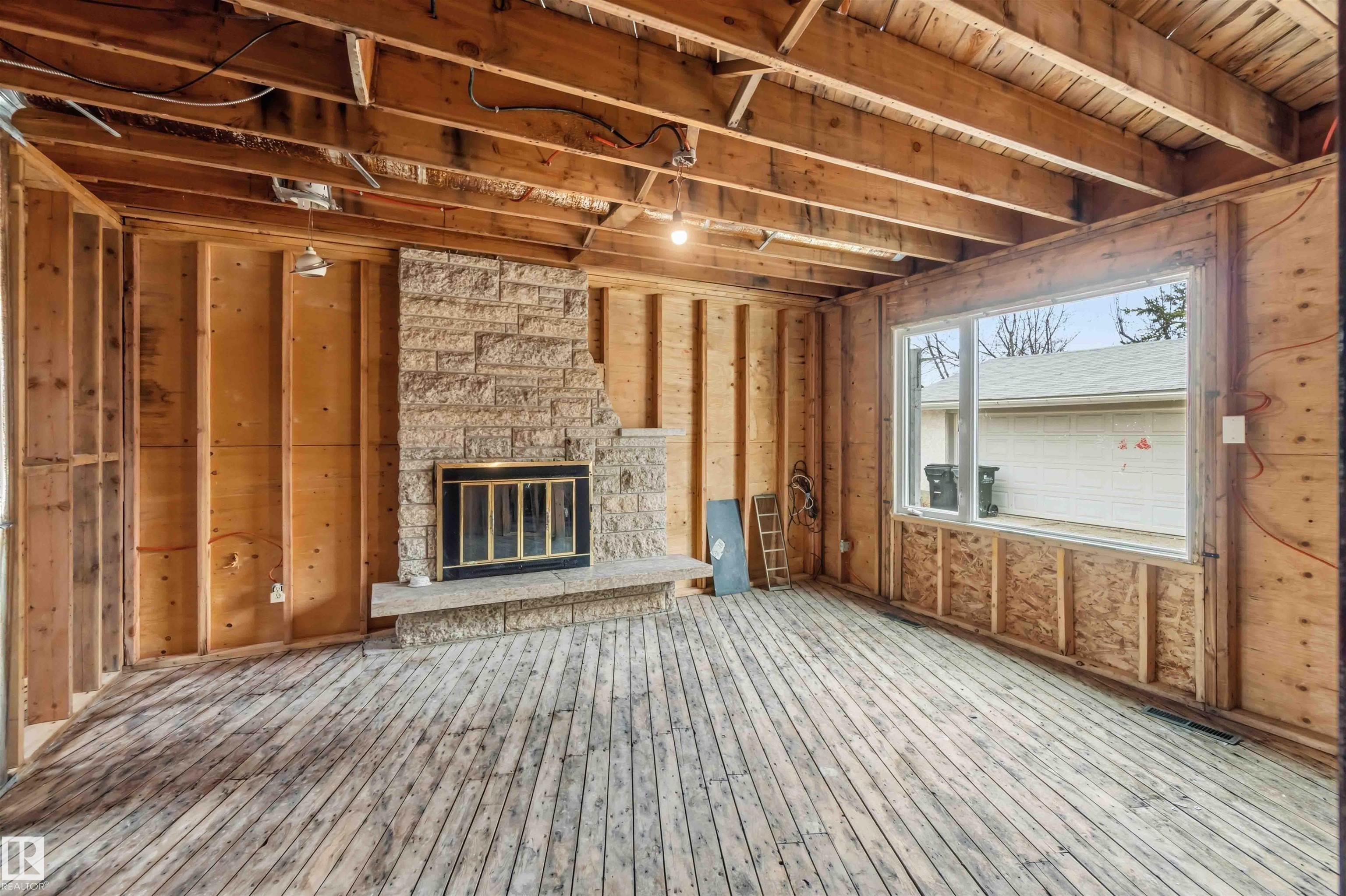 Photo 9 at 1034 Adamson Crescent, Westboro, Sherwood Park