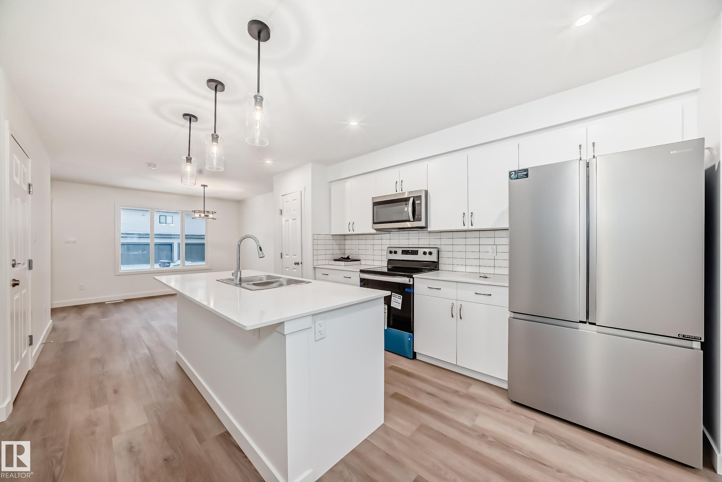 4619 177ave NW, Cy Becker, Edmonton