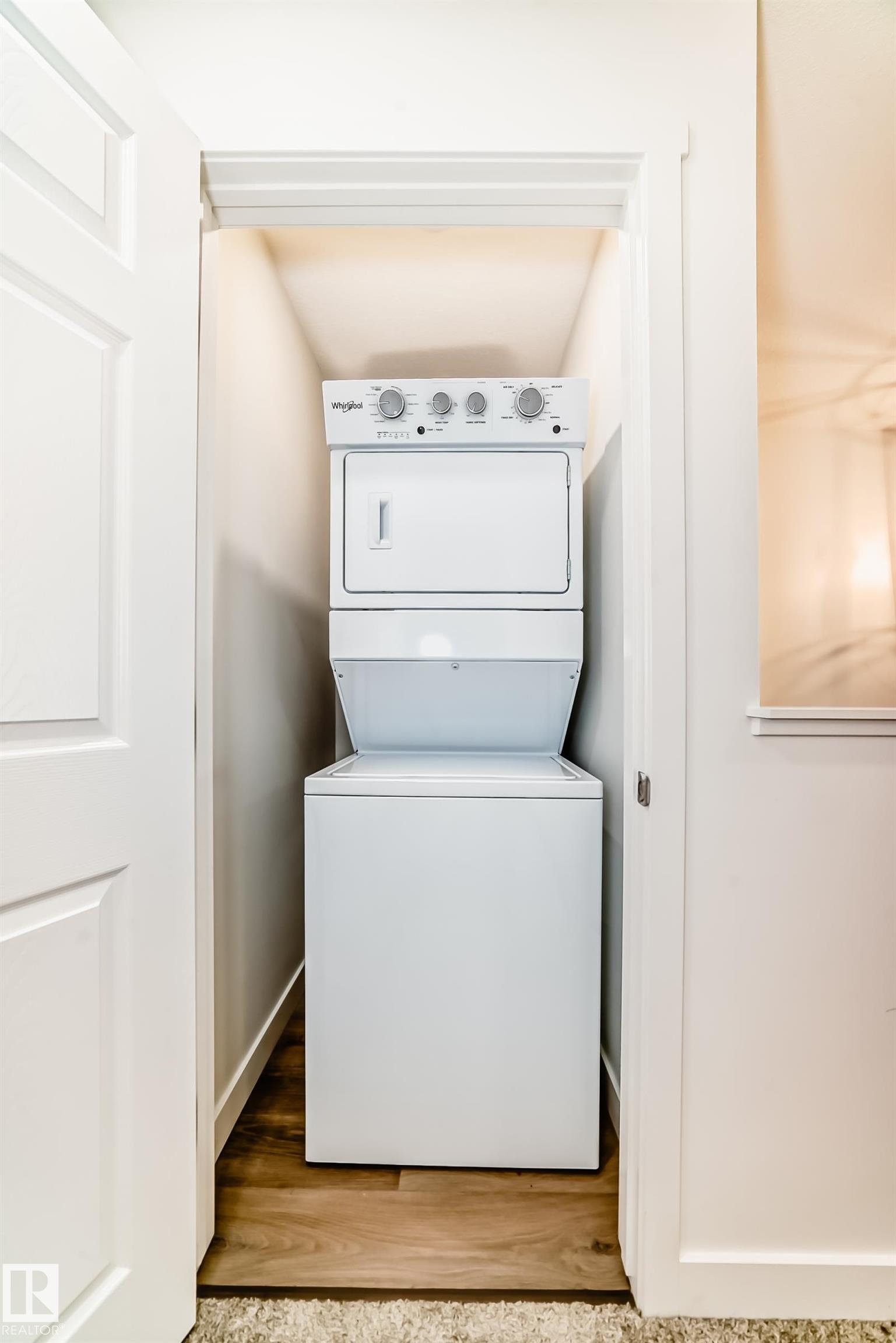 https://zimg.paragon.ice.com/ParagonImages/Property/PM/RAE/225396790/21/0/0/32561019eb6a236c74e1703aff9d5e4e/1/879dfb255965ac1c9f6e803743be9685/225396790-AEFC035D-B8A5-46BA-8D5A-C5135A5D12BB.JPG