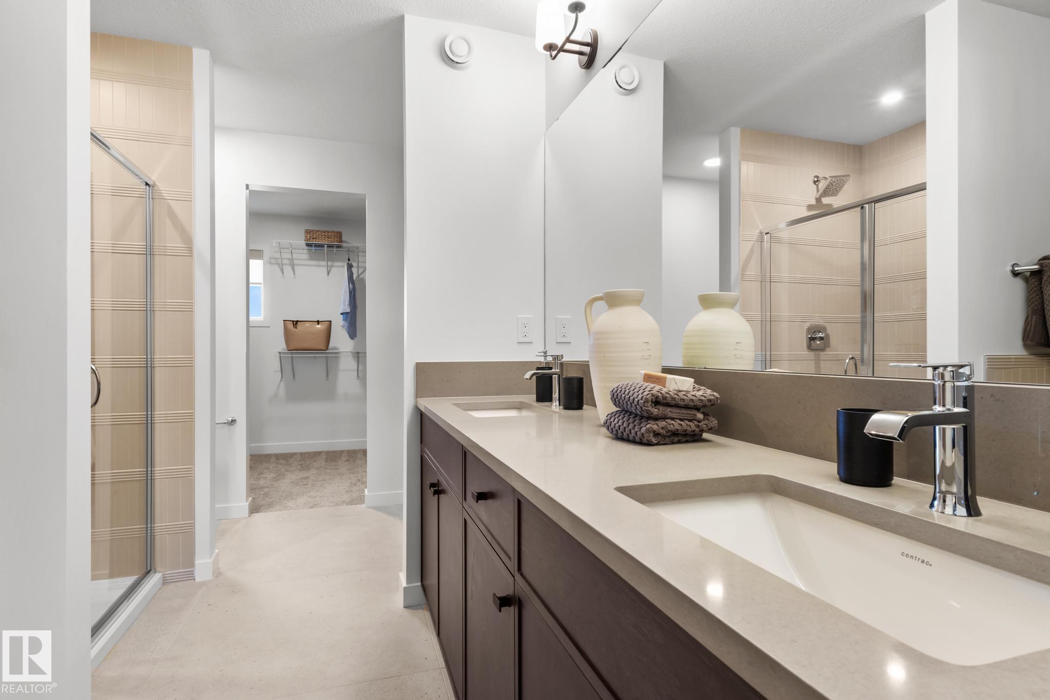 Photo 13 at 3195 Erlanger Way NW, Edgemont, Edmonton