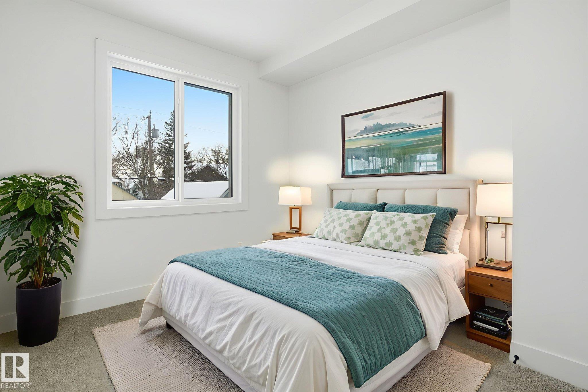 Photo 13 at 10919 79 Avenue NW, Garneau, Edmonton