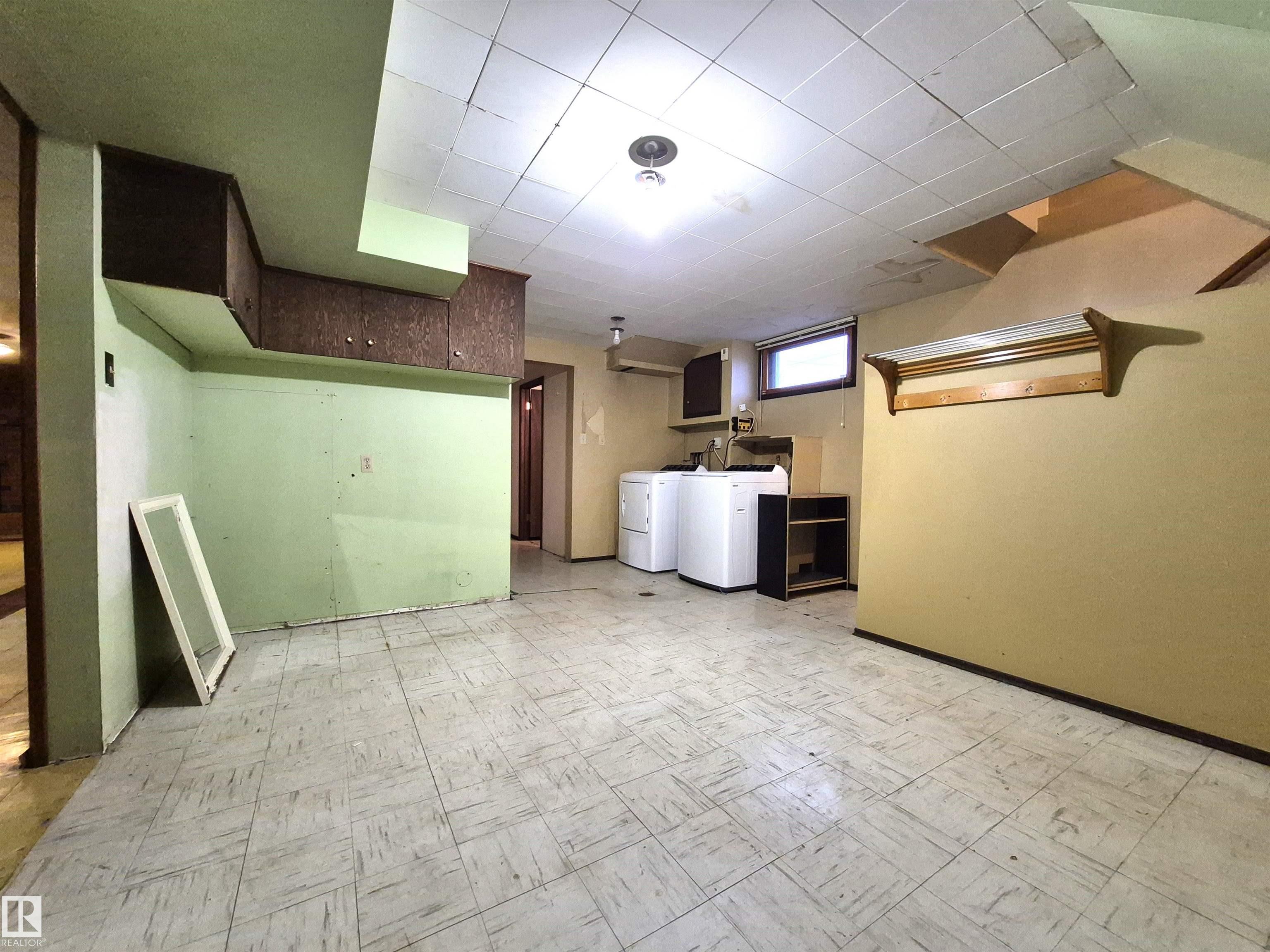 Photo 26 at 11440 44a Avenue NW, Royal Gardens, Edmonton