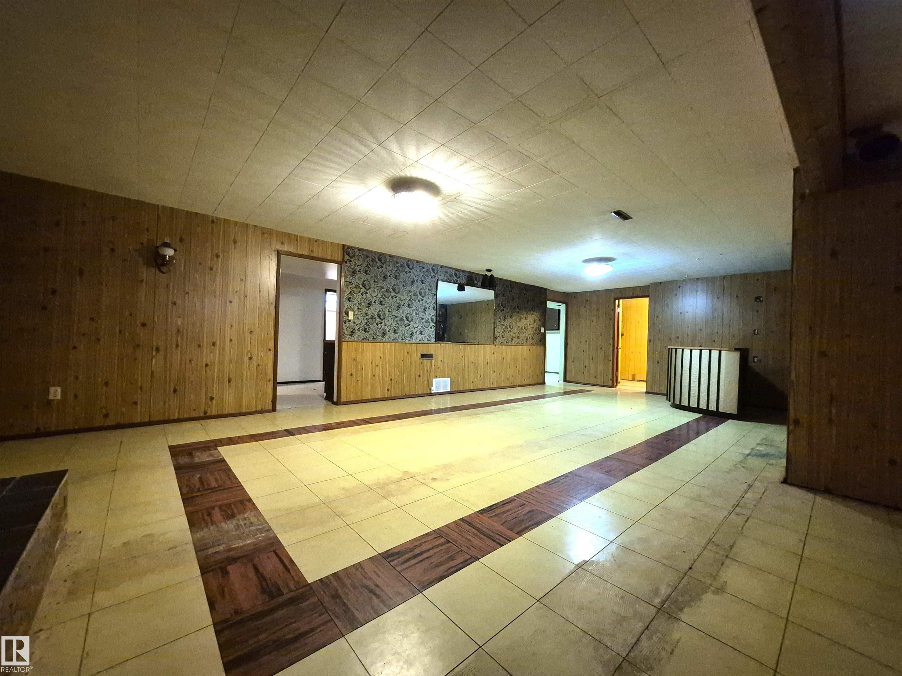 Photo 28 at 11440 44a Avenue NW, Royal Gardens, Edmonton