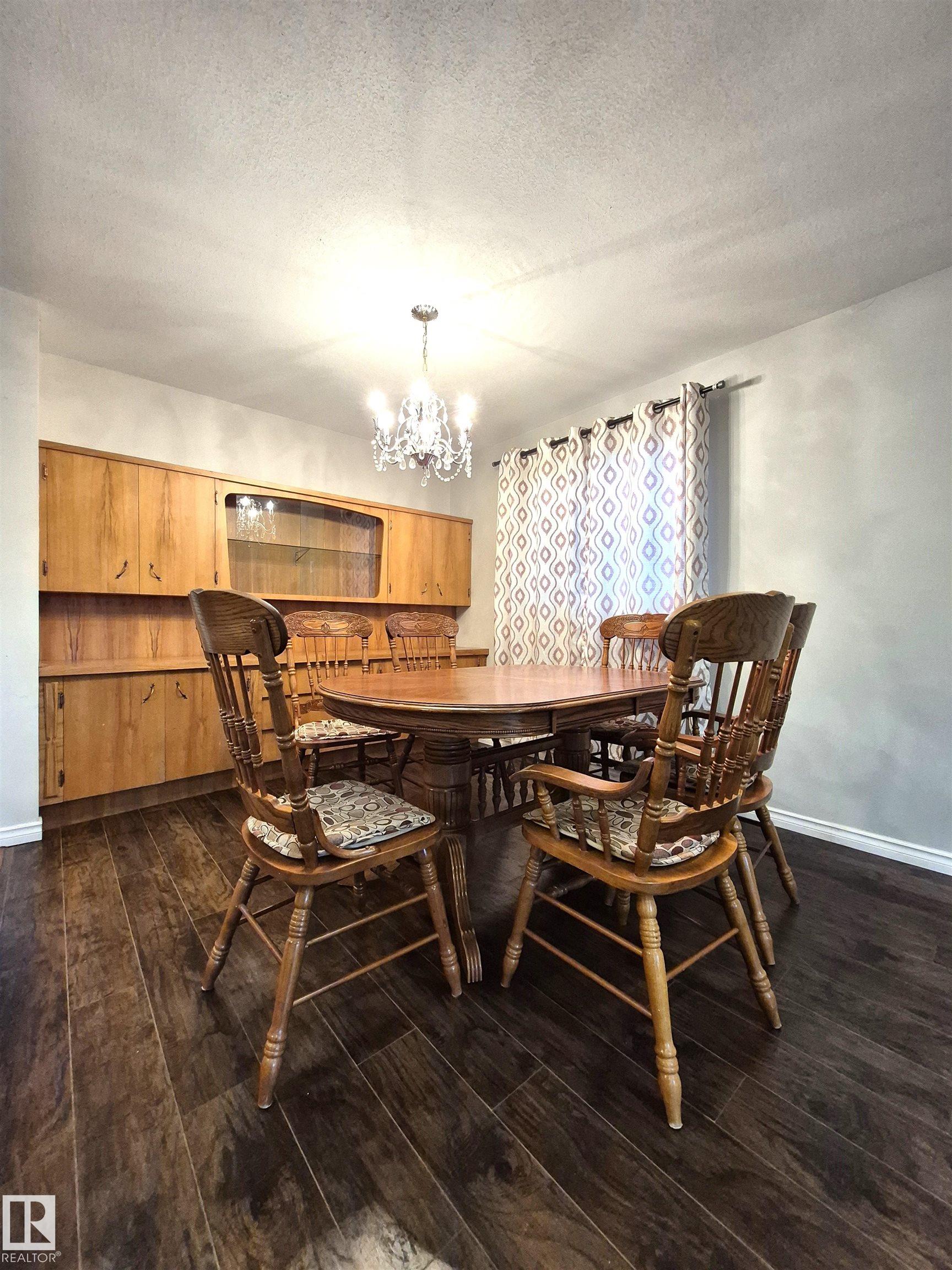 Photo 8 at 11440 44a Avenue NW, Royal Gardens, Edmonton