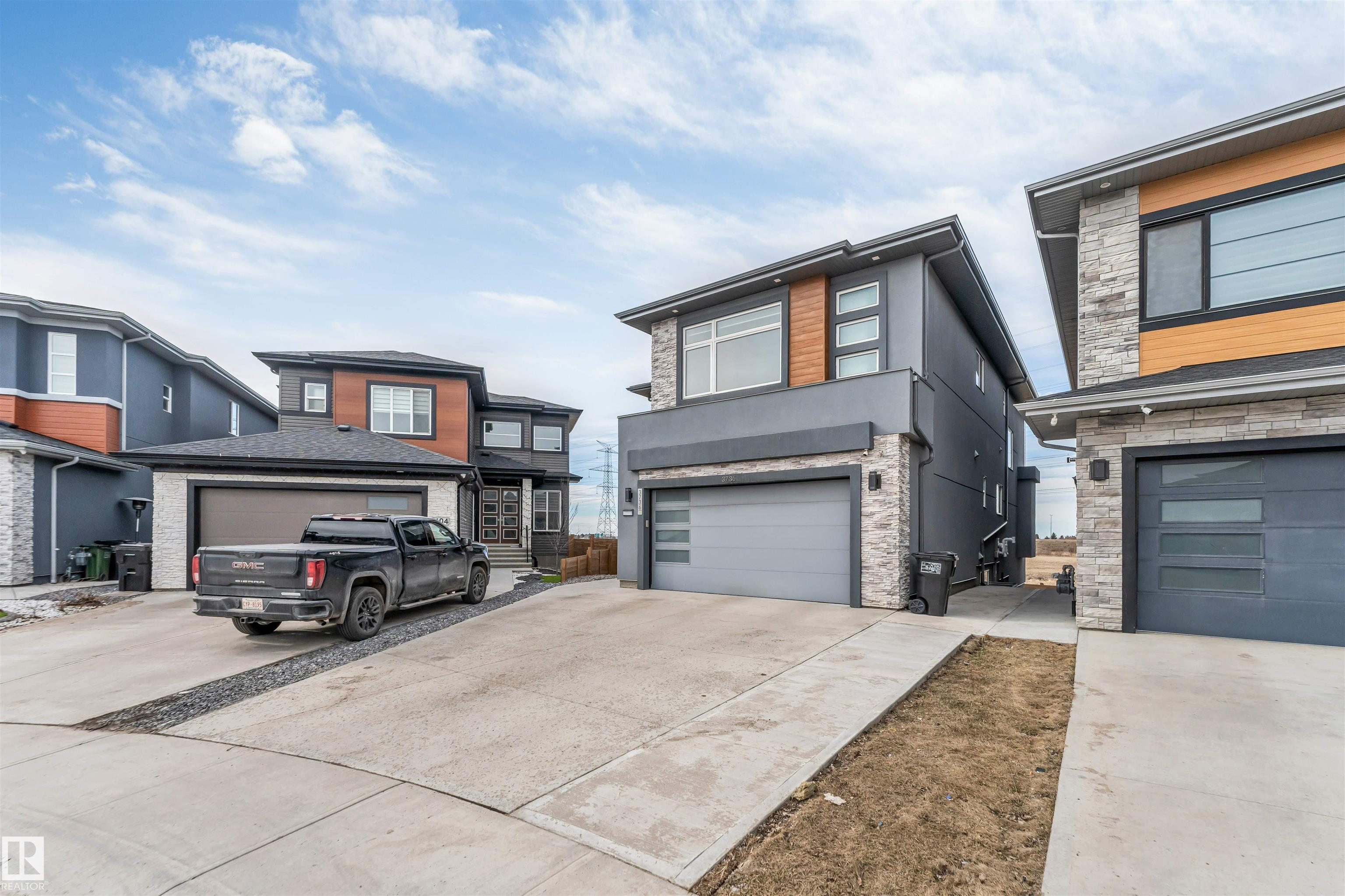 3736 1 Avenue SW, Charlesworth, Edmonton