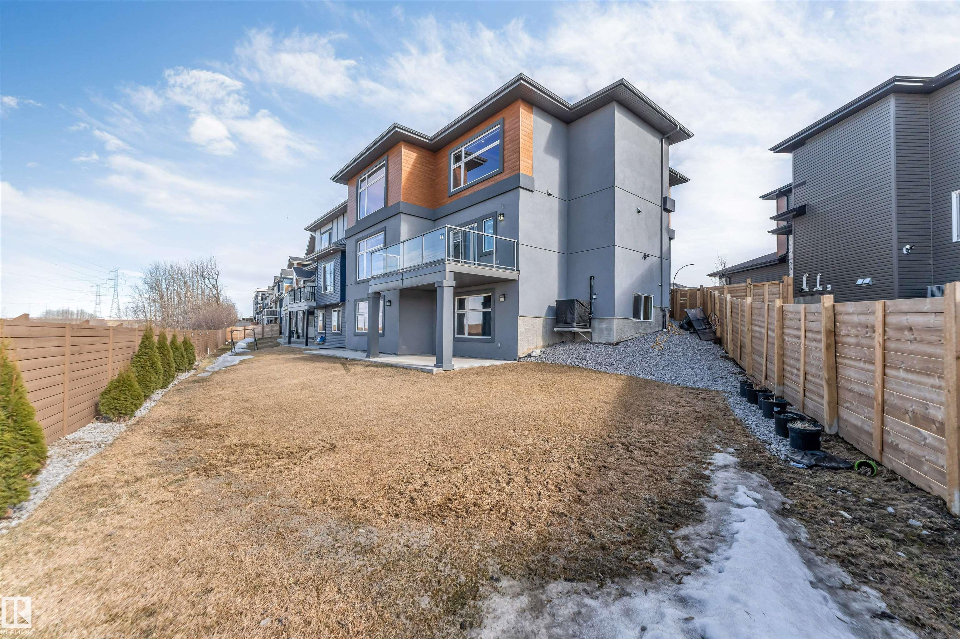 3736 1 Avenue SW, Charlesworth, Edmonton