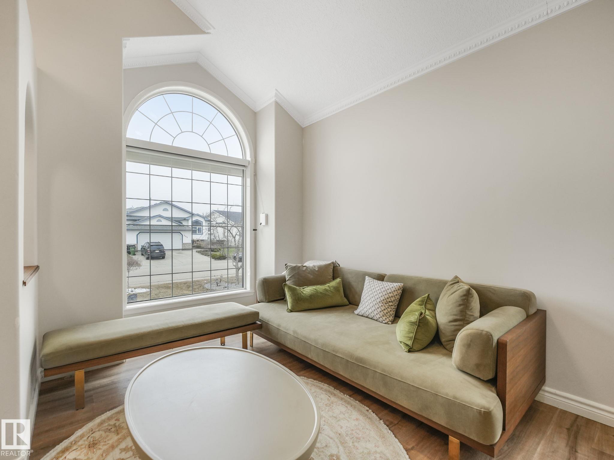 Photo 9 at 376 Hollick Kenyon Road NW, Hollick-Kenyon, Edmonton