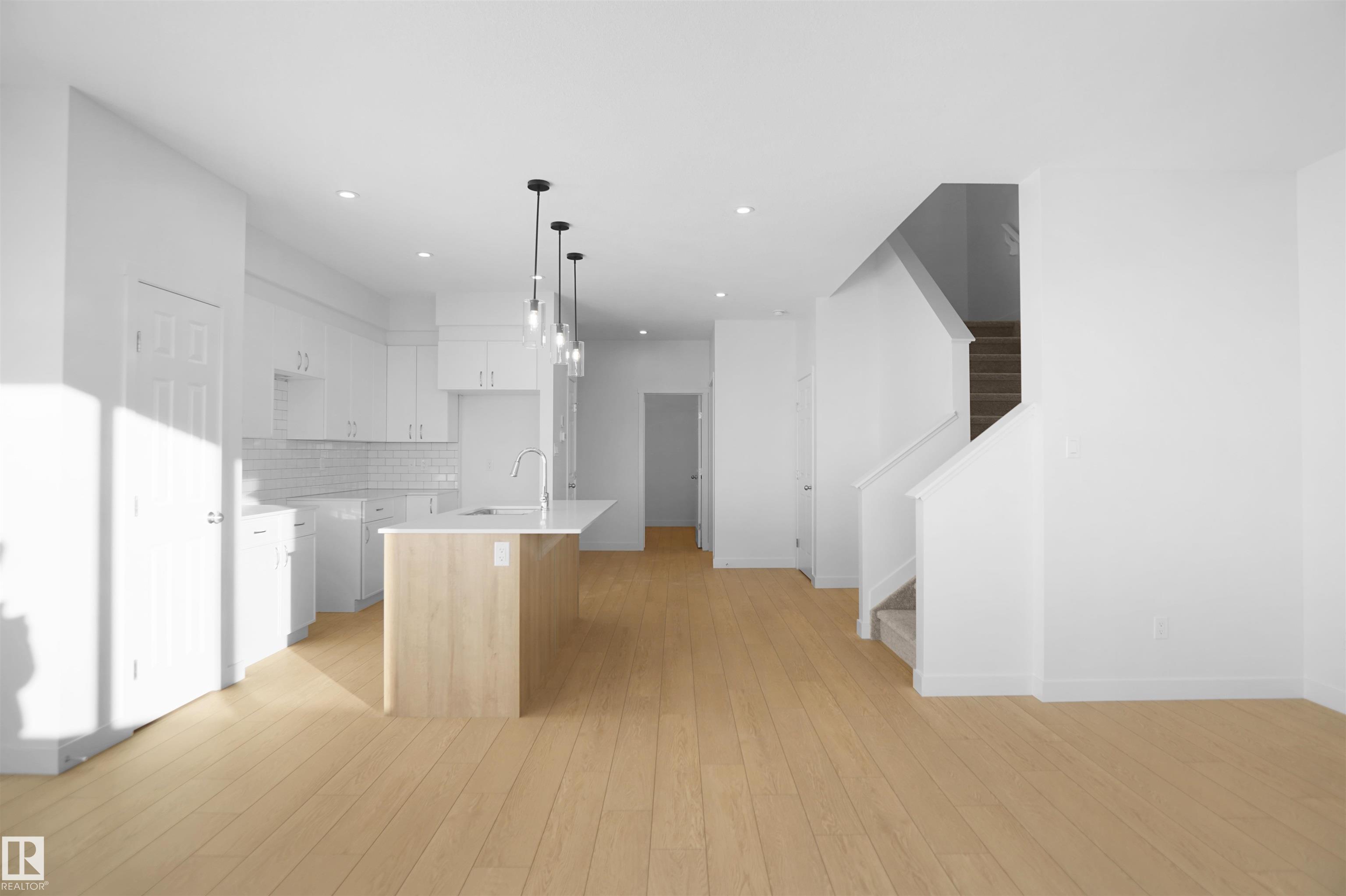 Photo 11 at 58 Nerine Crescent, North Ridge, St. Albert