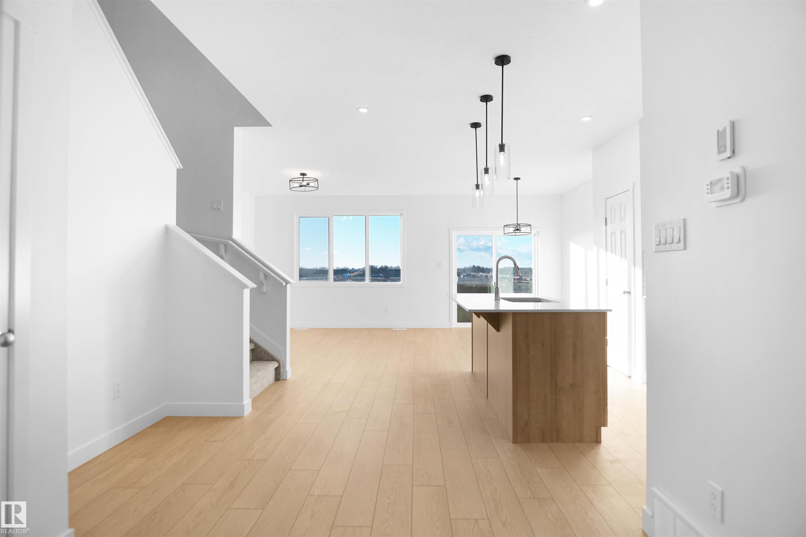 58 Nerine Crescent, North Ridge, St. Albert