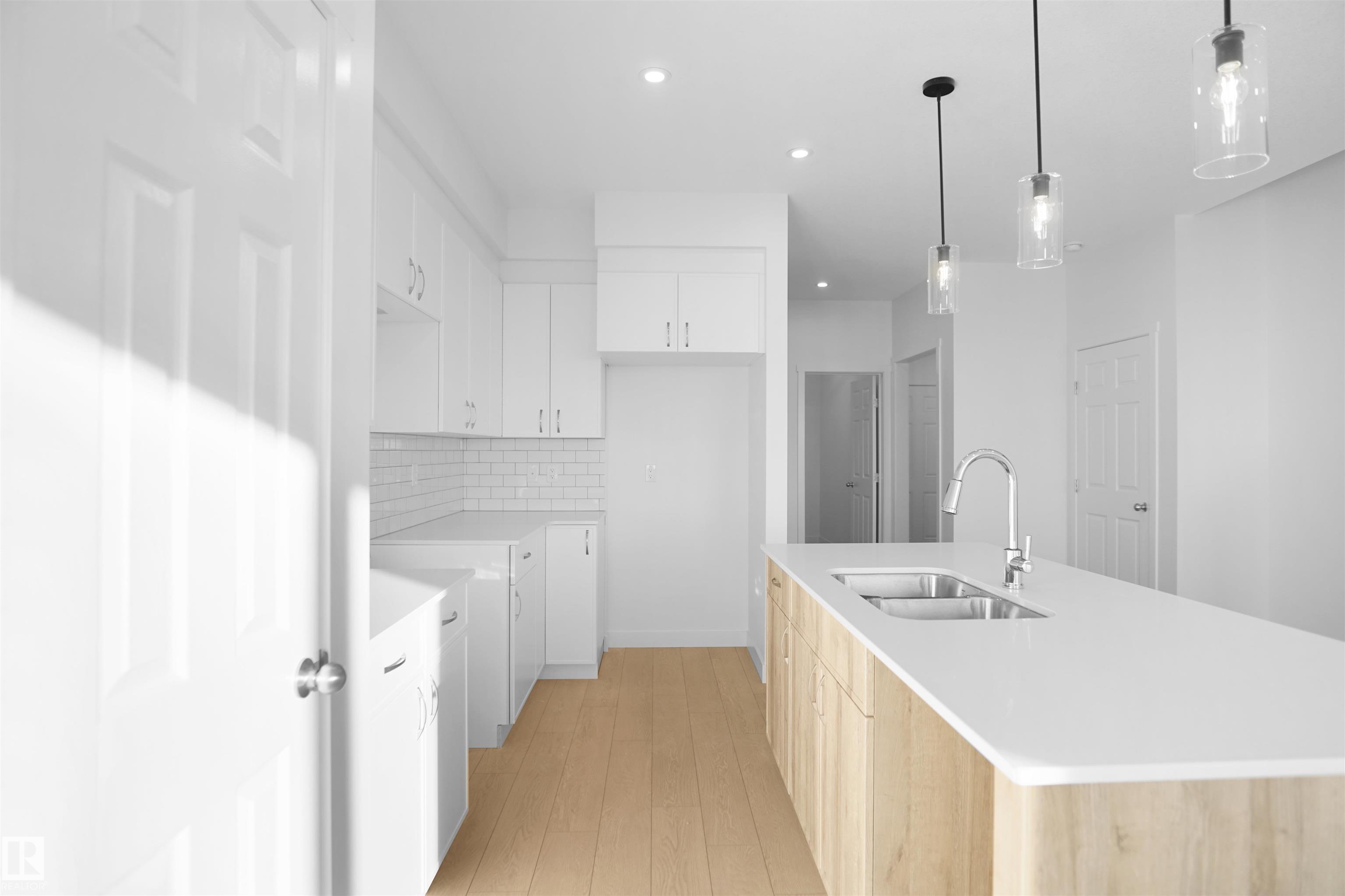 58 Nerine Crescent, North Ridge, St. Albert