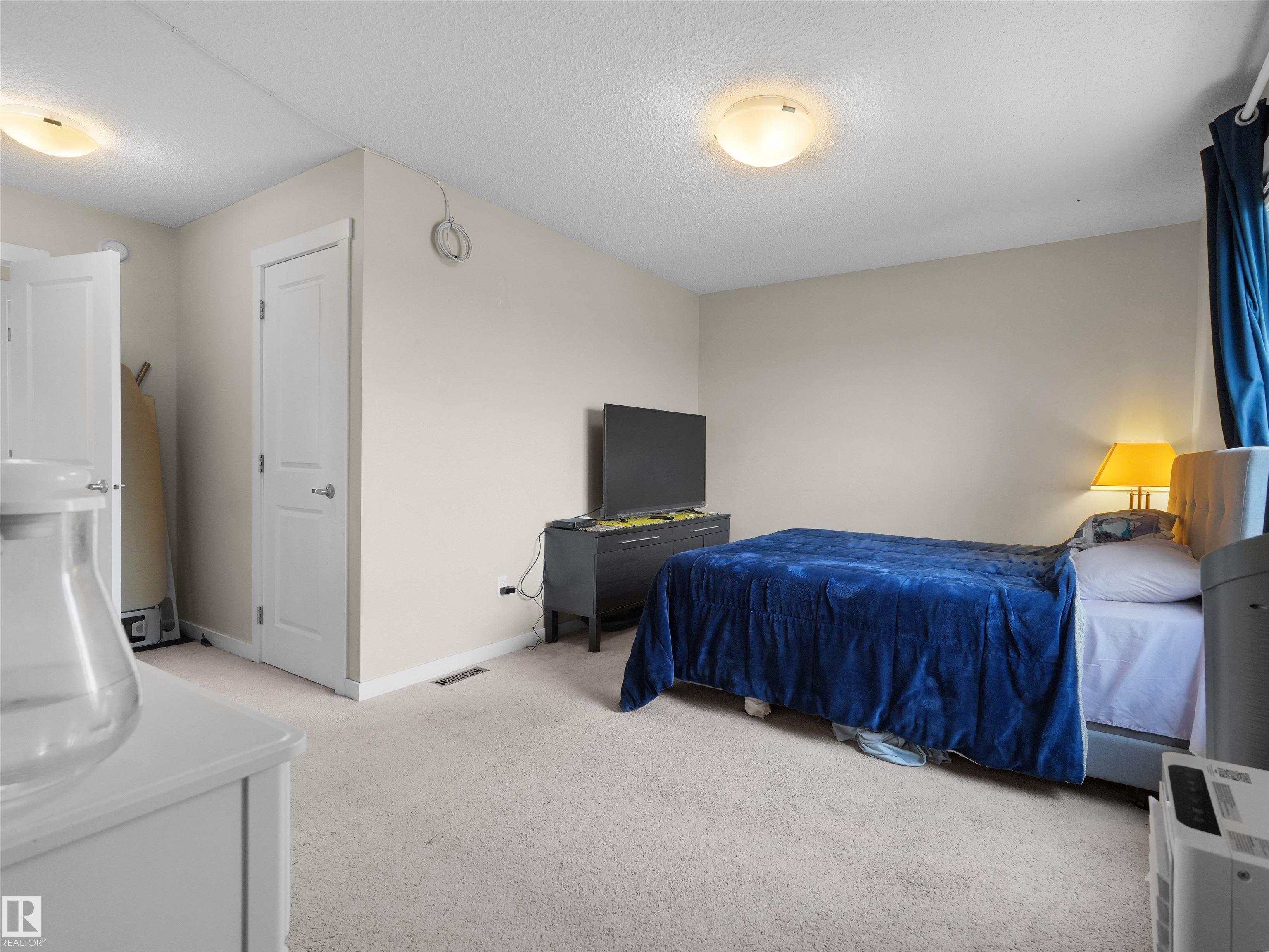 https://zimg.paragon.ice.com/ParagonImages/Property/PM/RAE/225396836/35/0/0/8e7ce0d87d4f985971ff49962f946af3/1/8e6f51f1d79a75adec1d8f570e95c9fe/225396836-a687f32a-8463-4819-9c34-40369b5b34ec.JPG
