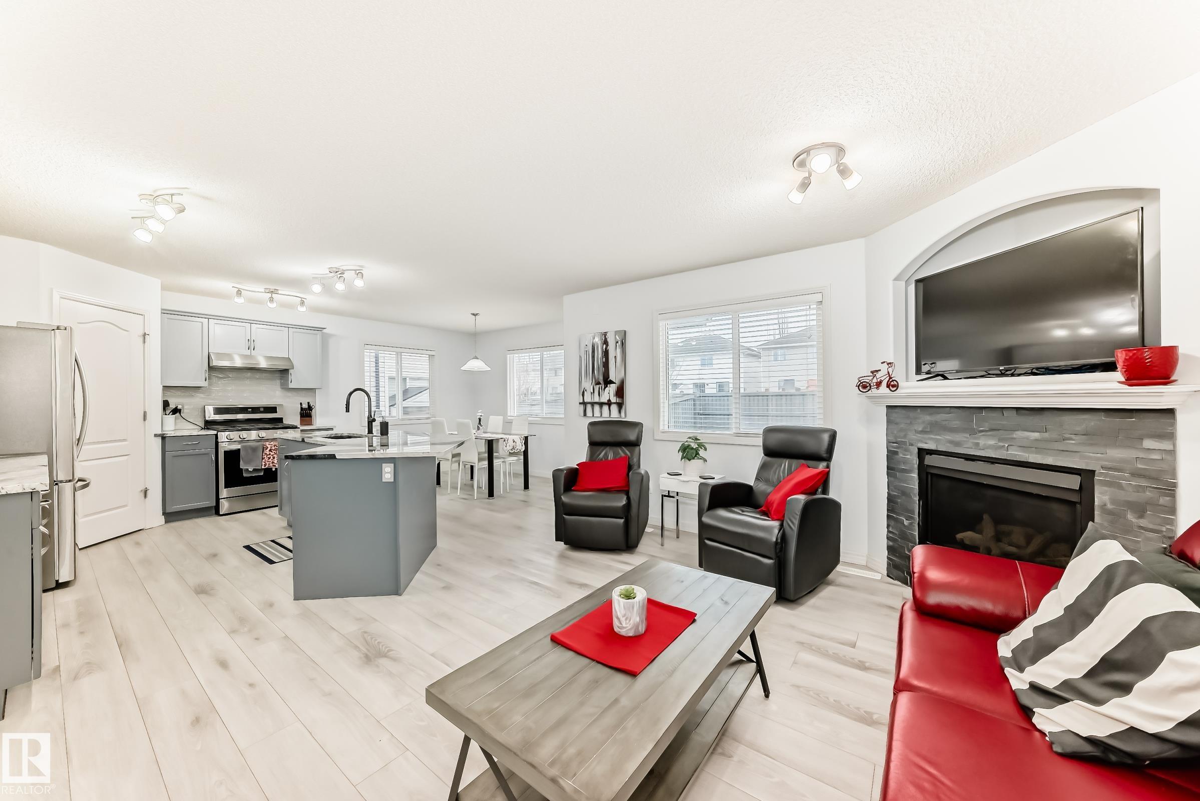 Photo 14 at 5305 205 Street NW, The Hamptons, Edmonton